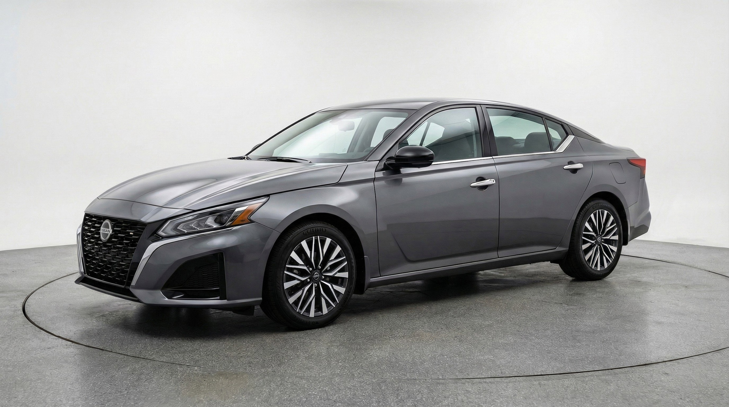 Thumbnail: 2025 Nissan Altima - 3