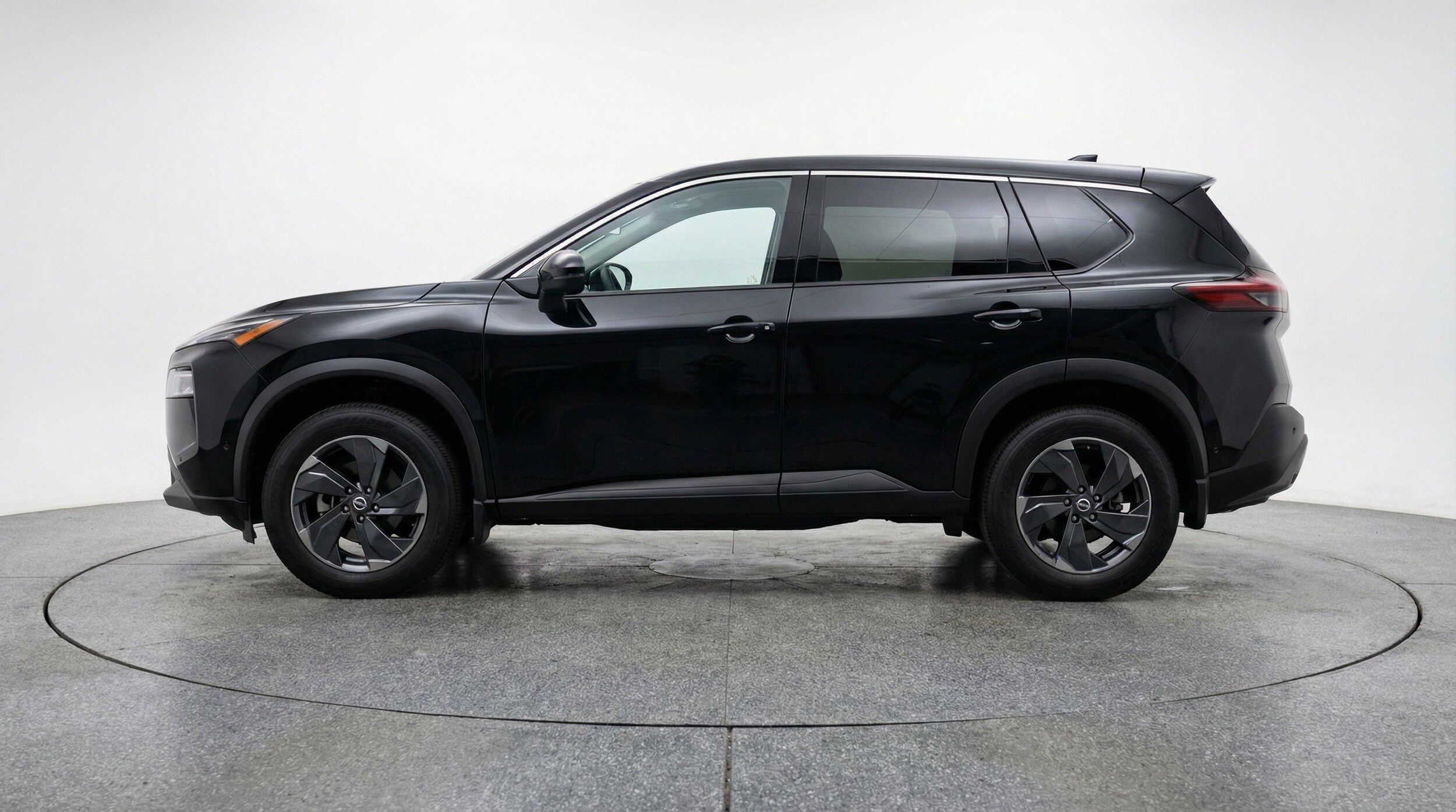 Thumbnail: 2025 Nissan Rogue - 5
