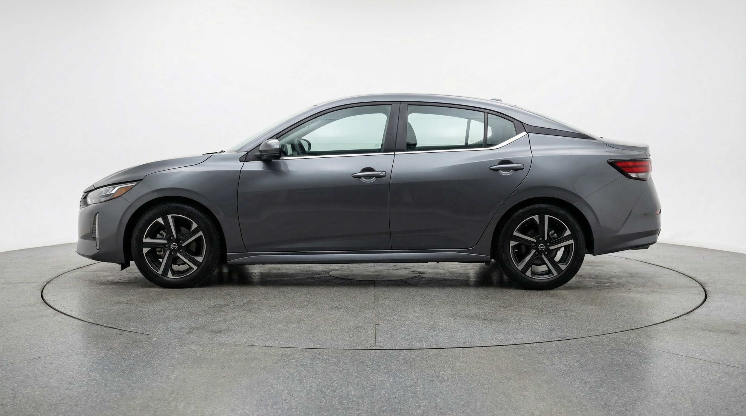 Thumbnail: 2025 Nissan Sentra - 4