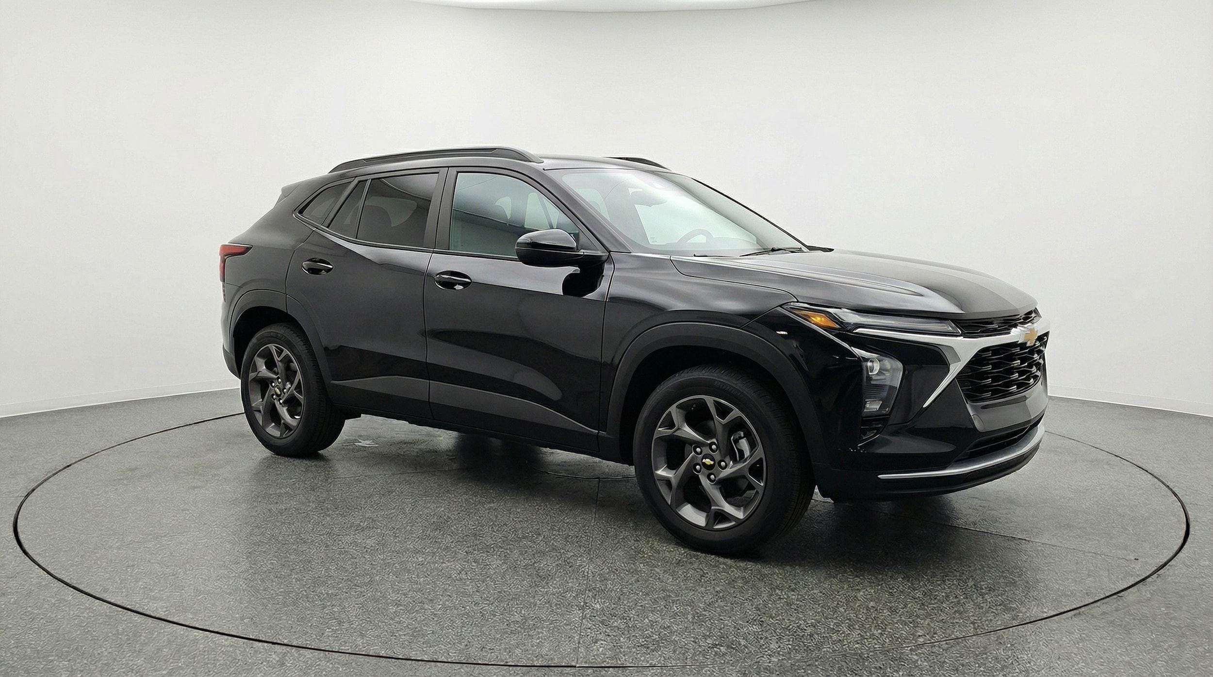 Thumbnail: 2025 Chevrolet Trax - 1