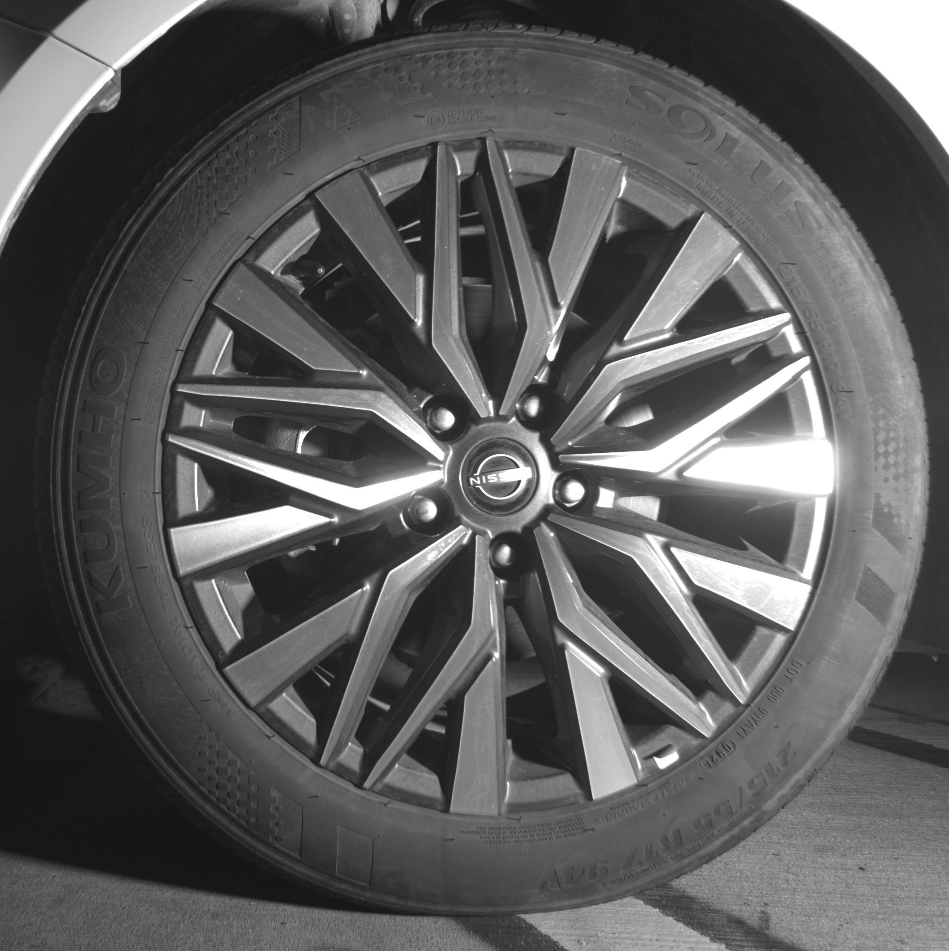 Thumbnail: 2025 Nissan Altima - 12