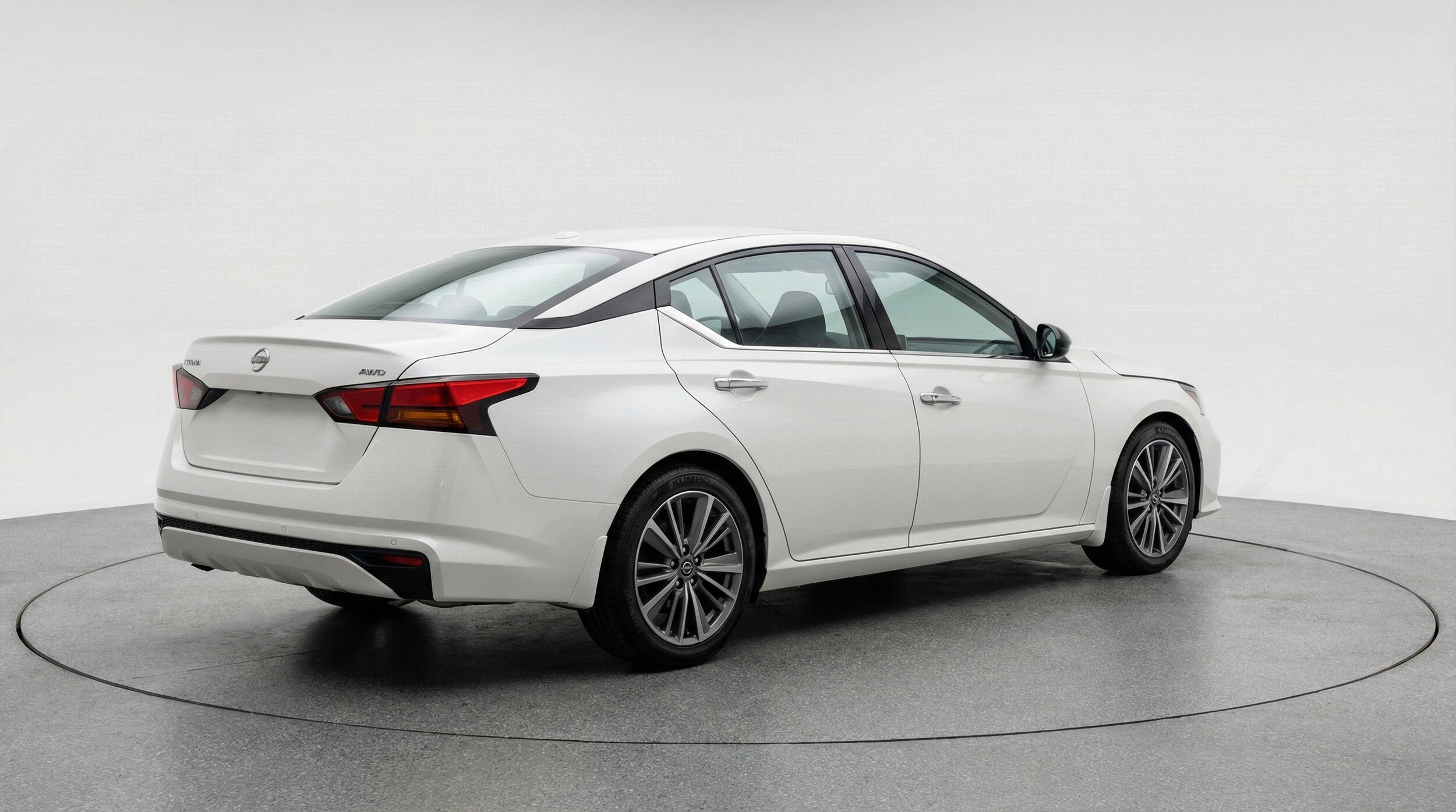 Thumbnail: 2025 Nissan Altima - 9