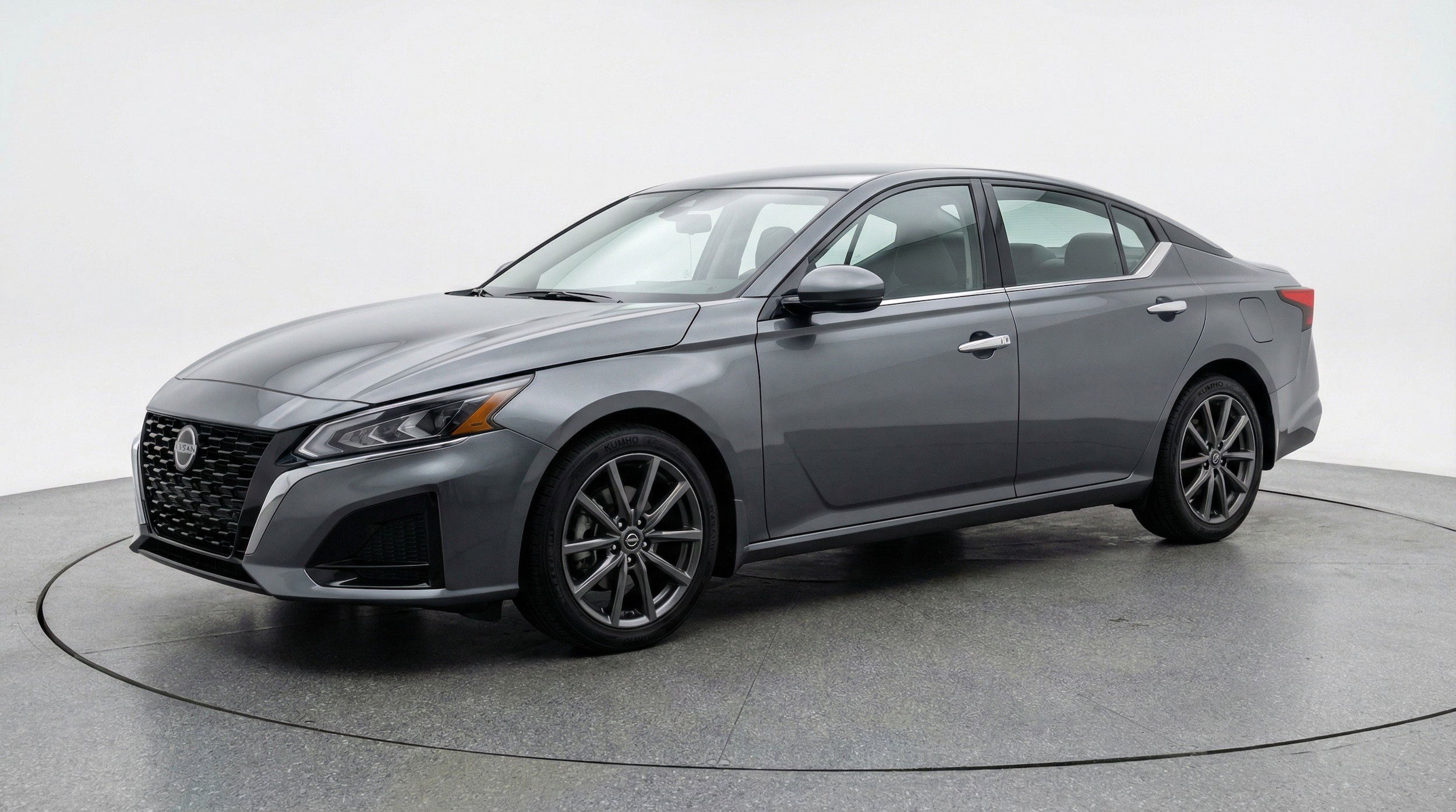 Thumbnail: 2025 Nissan Altima - 3