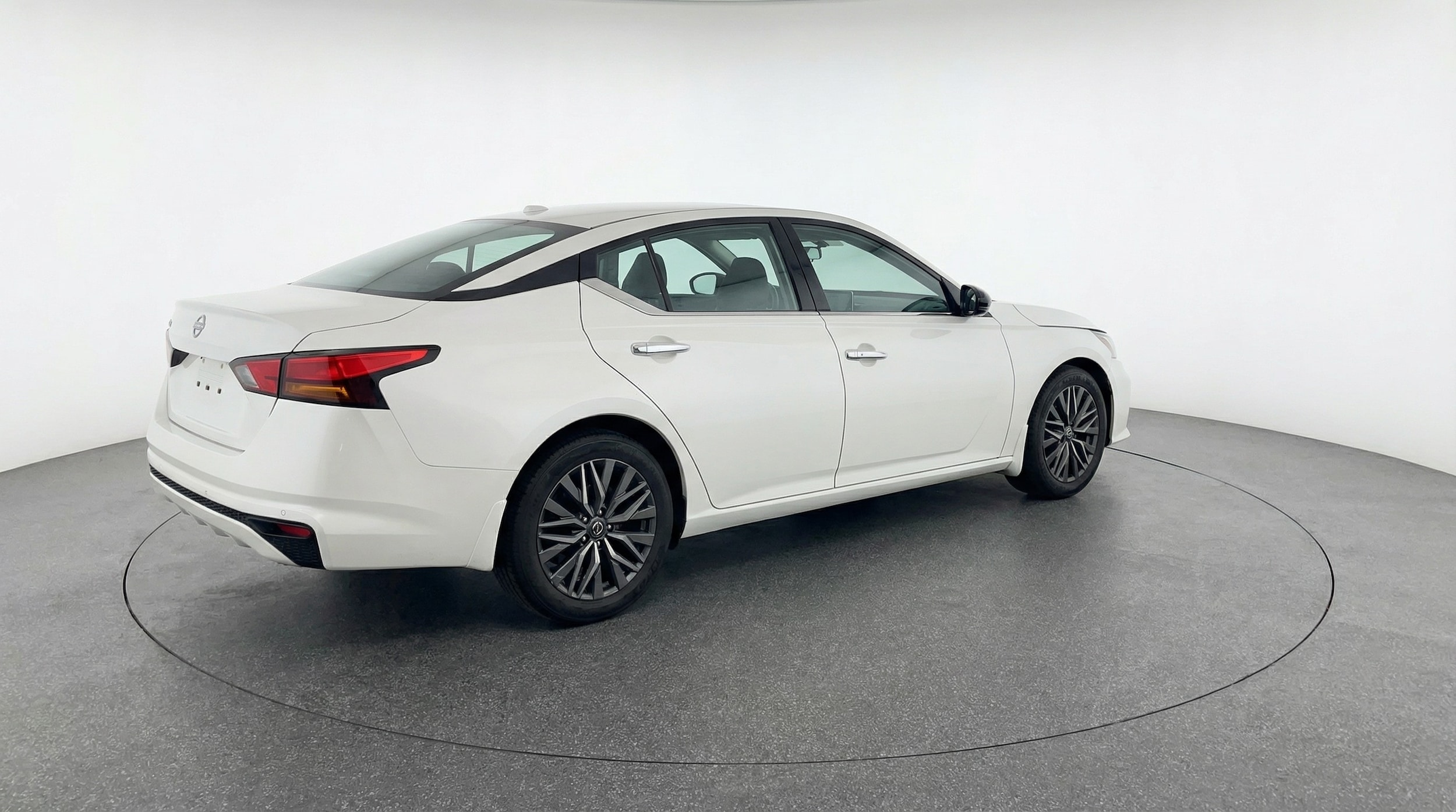 Thumbnail: 2025 Nissan Altima - 7