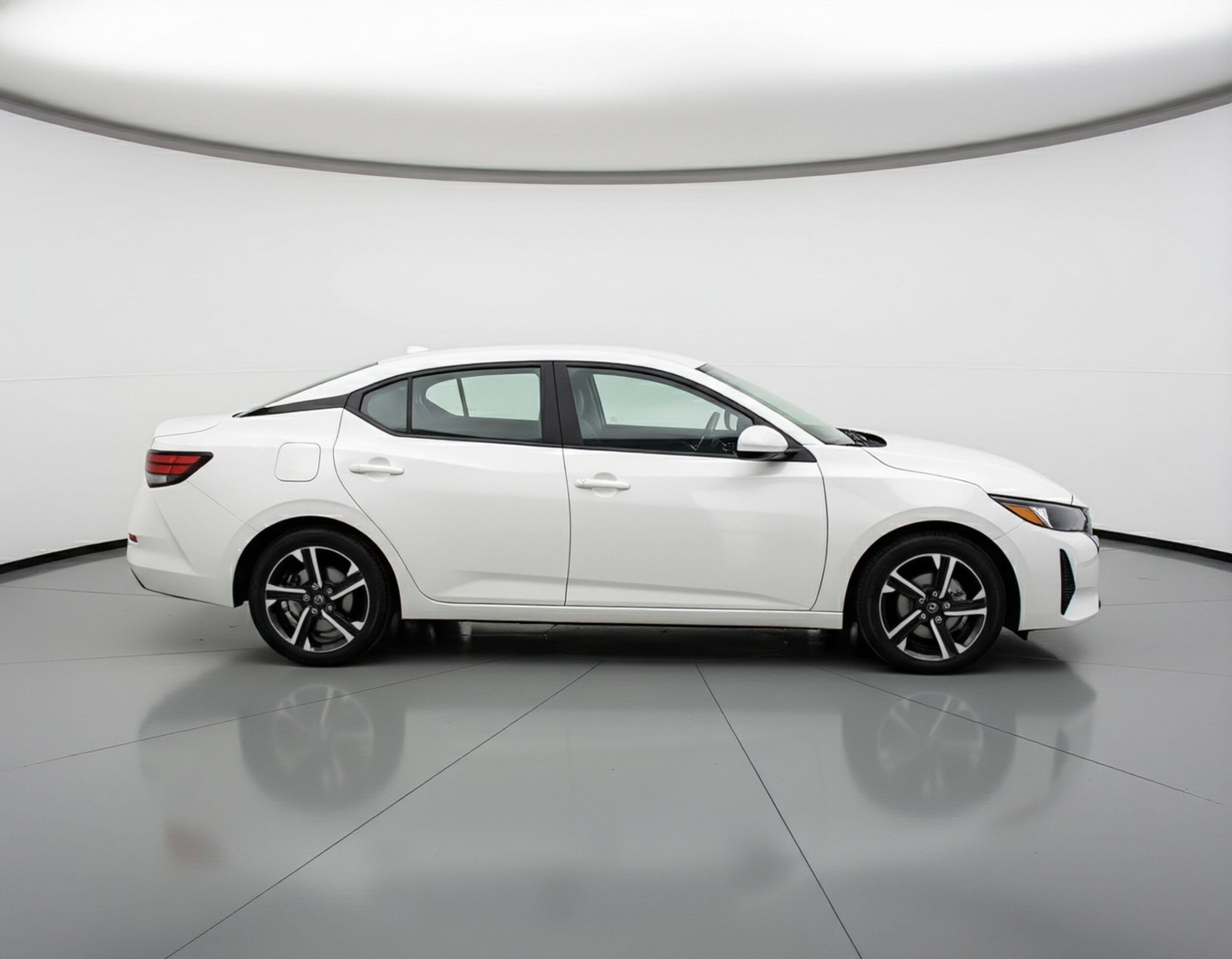 Thumbnail: 2025 Nissan Sentra - 10