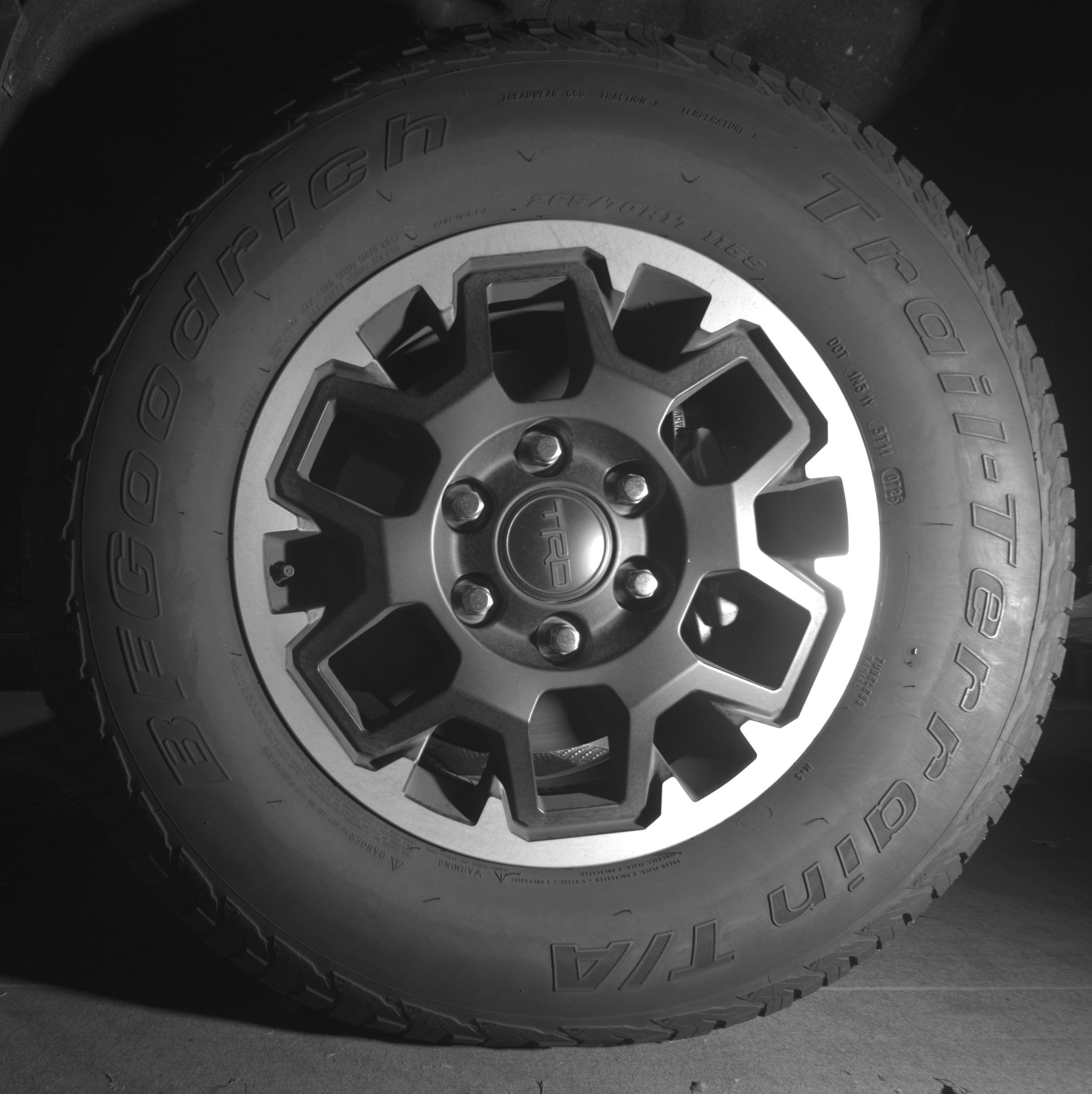 Thumbnail: 2025 Toyota Tacoma - 12