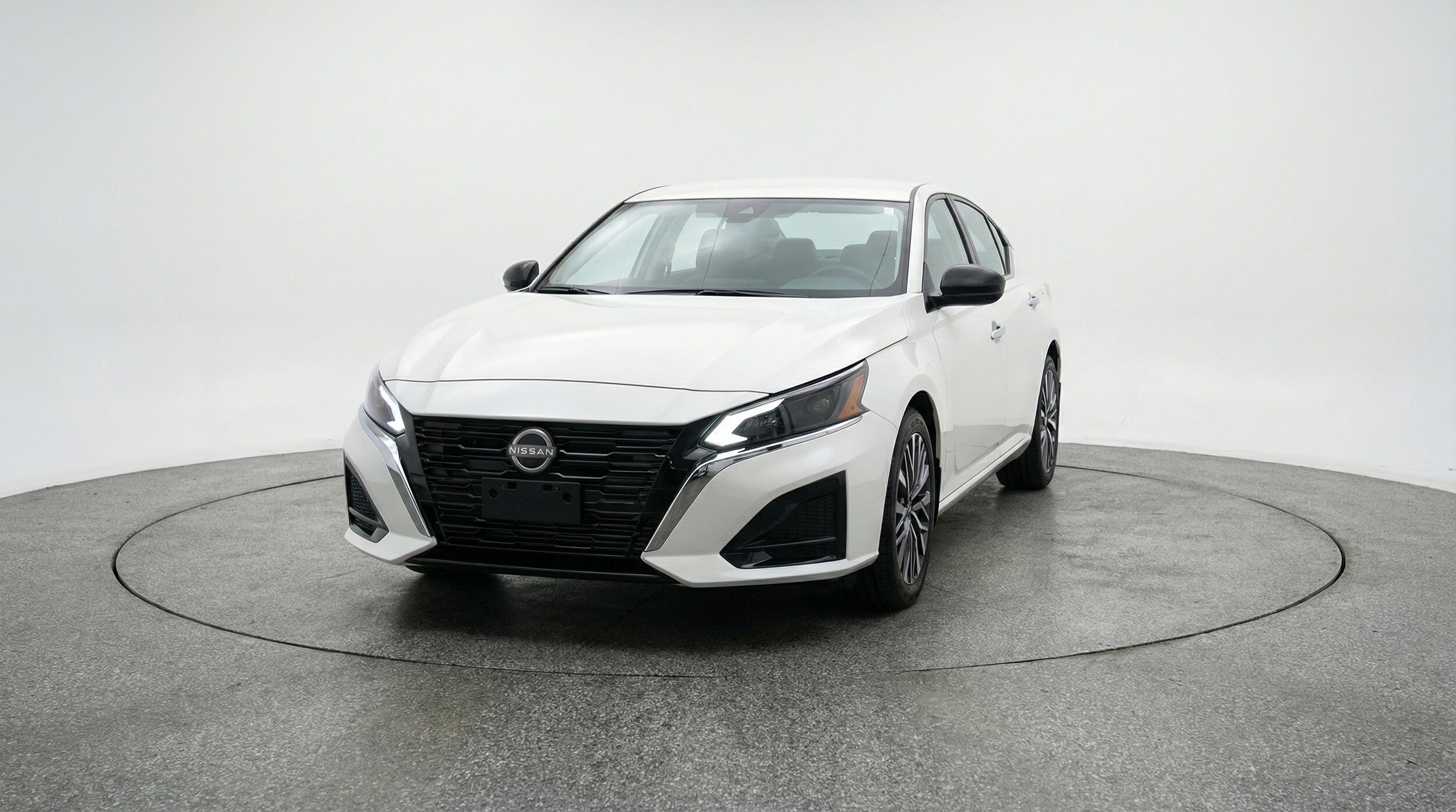 Thumbnail: 2025 Nissan Altima - 2