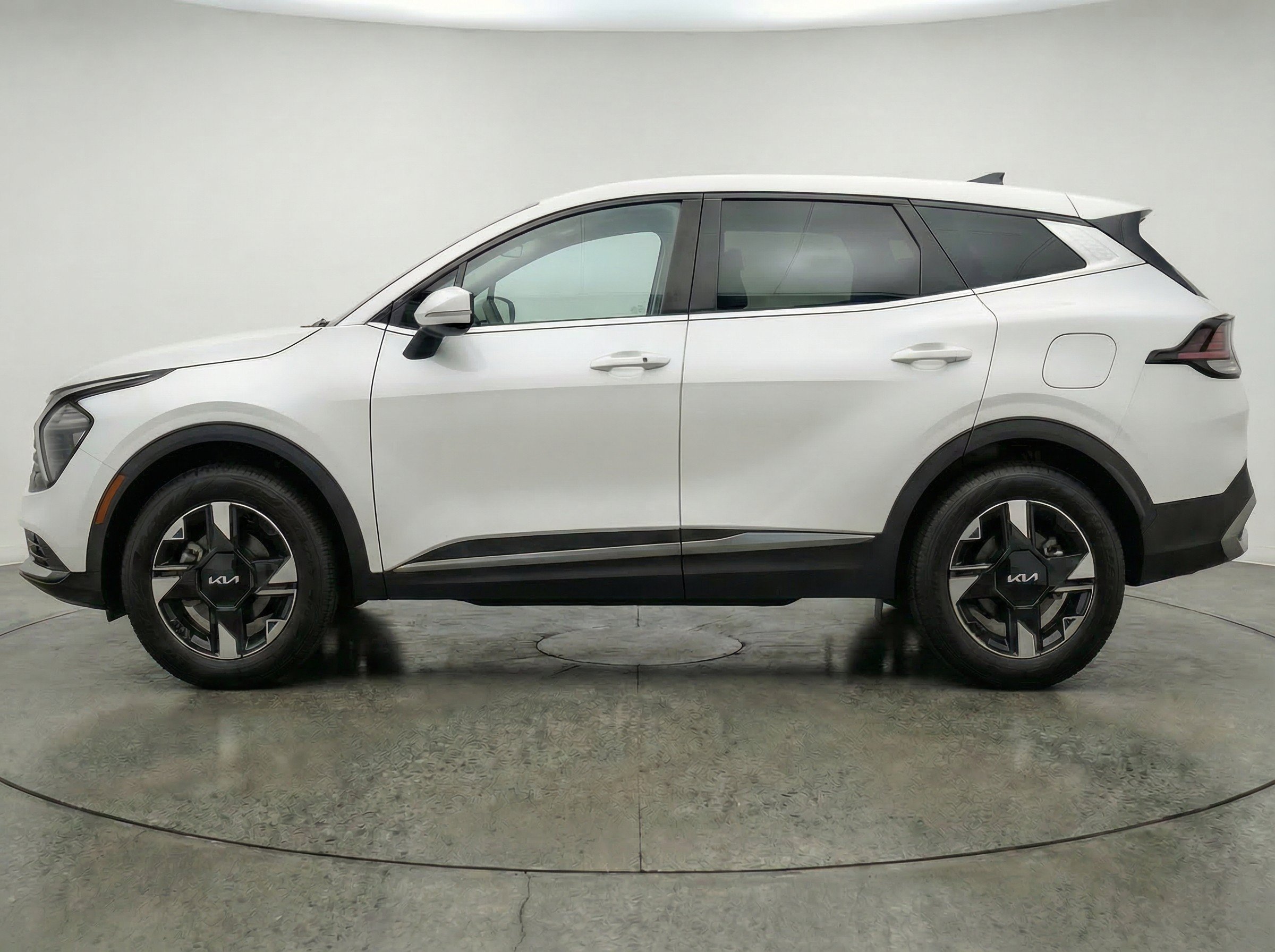 Thumbnail: 2026 Kia Sportage - 5