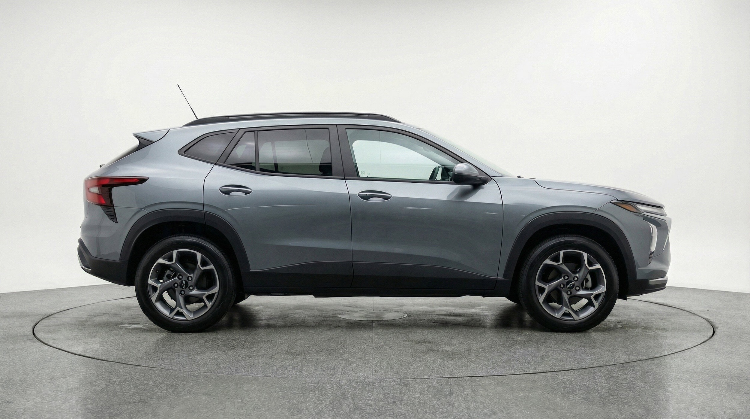 Thumbnail: 2025 Chevrolet Trax - 11