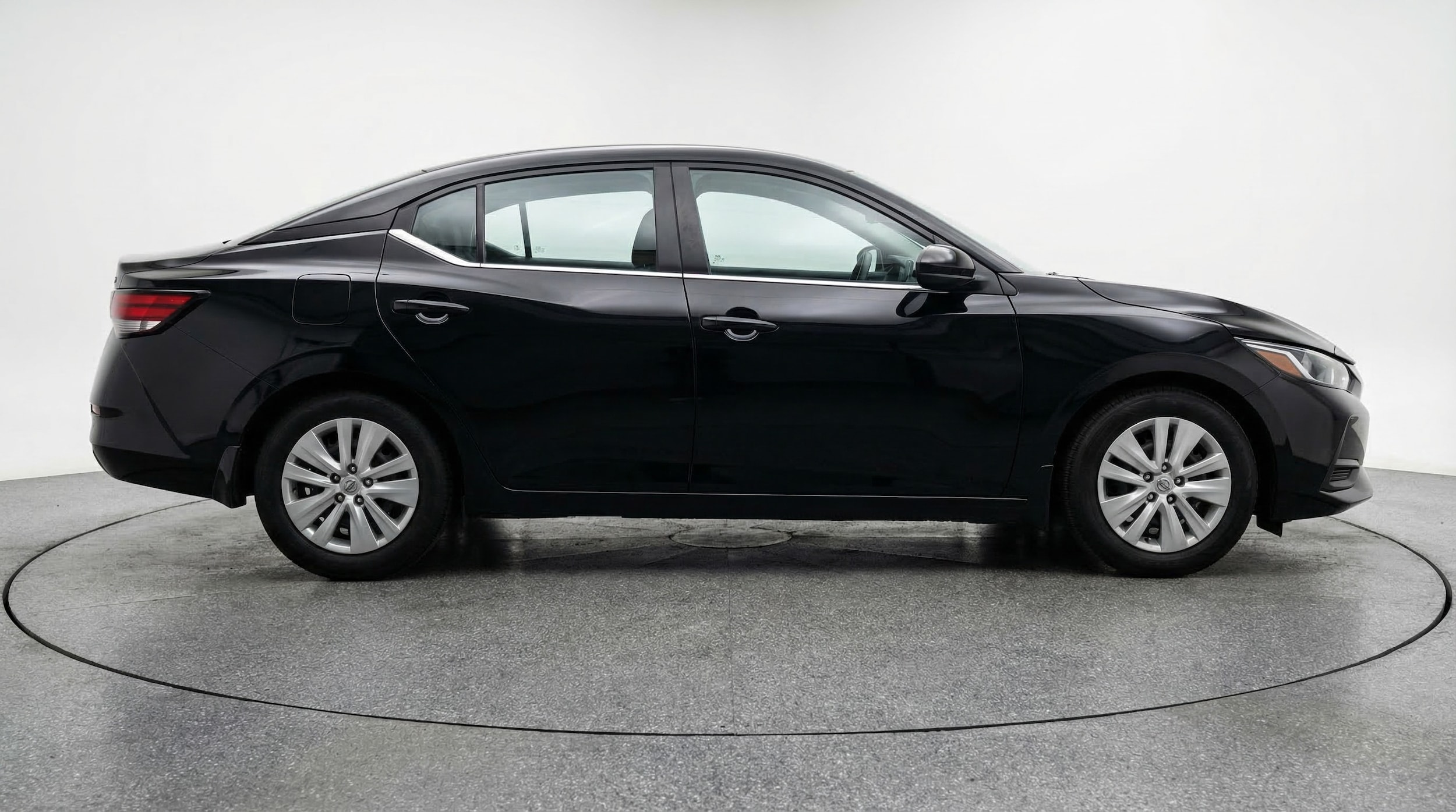 Thumbnail: 2025 Nissan Sentra - 8