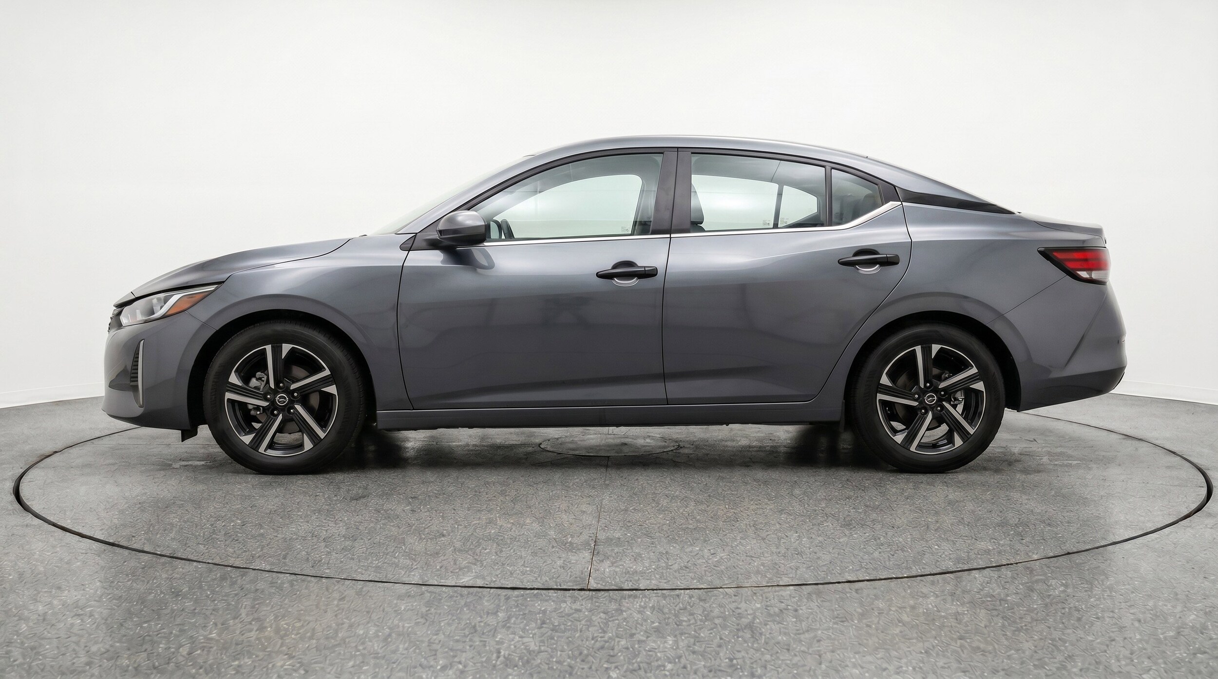 Thumbnail: 2025 Nissan Sentra - 5