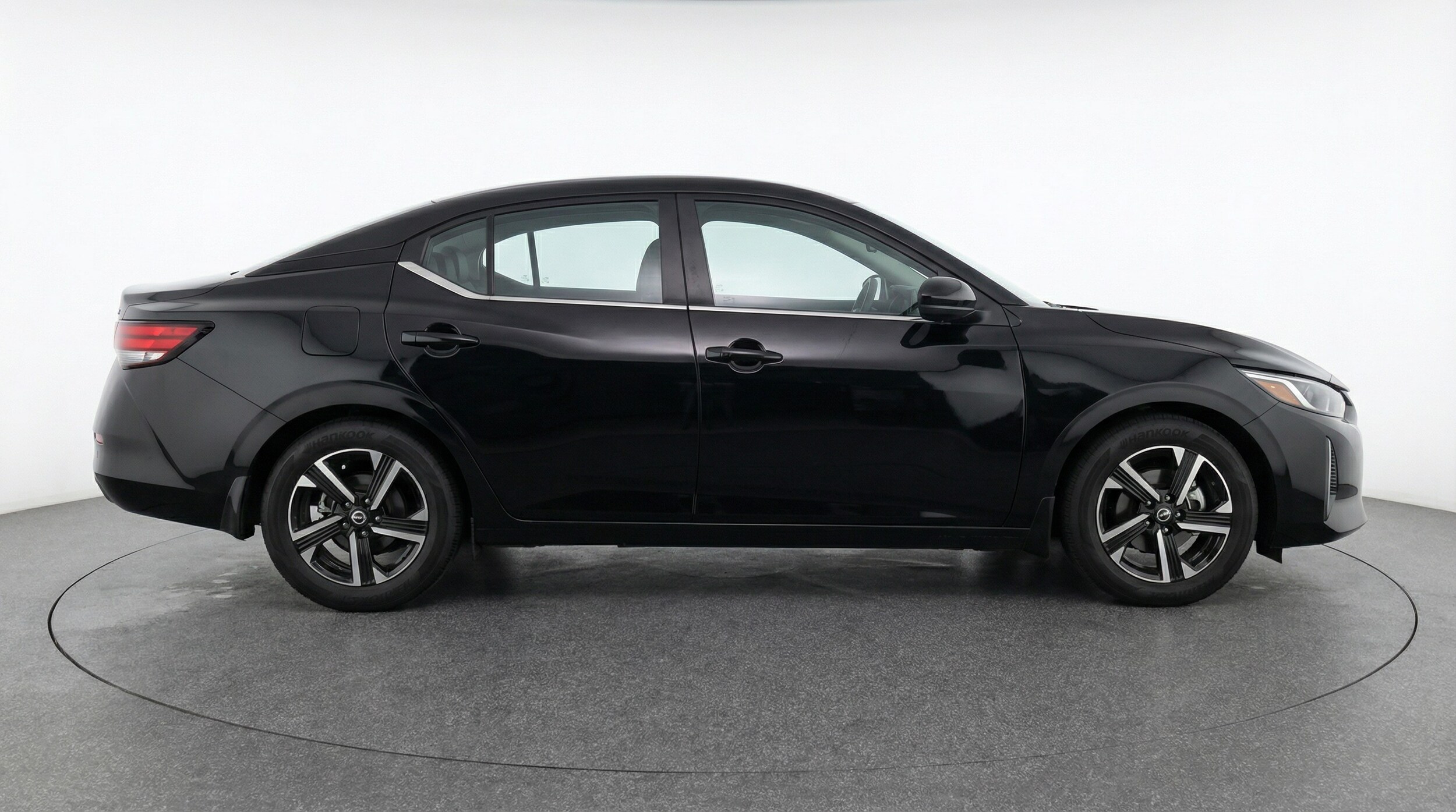 Thumbnail: 2025 Nissan Sentra - 8