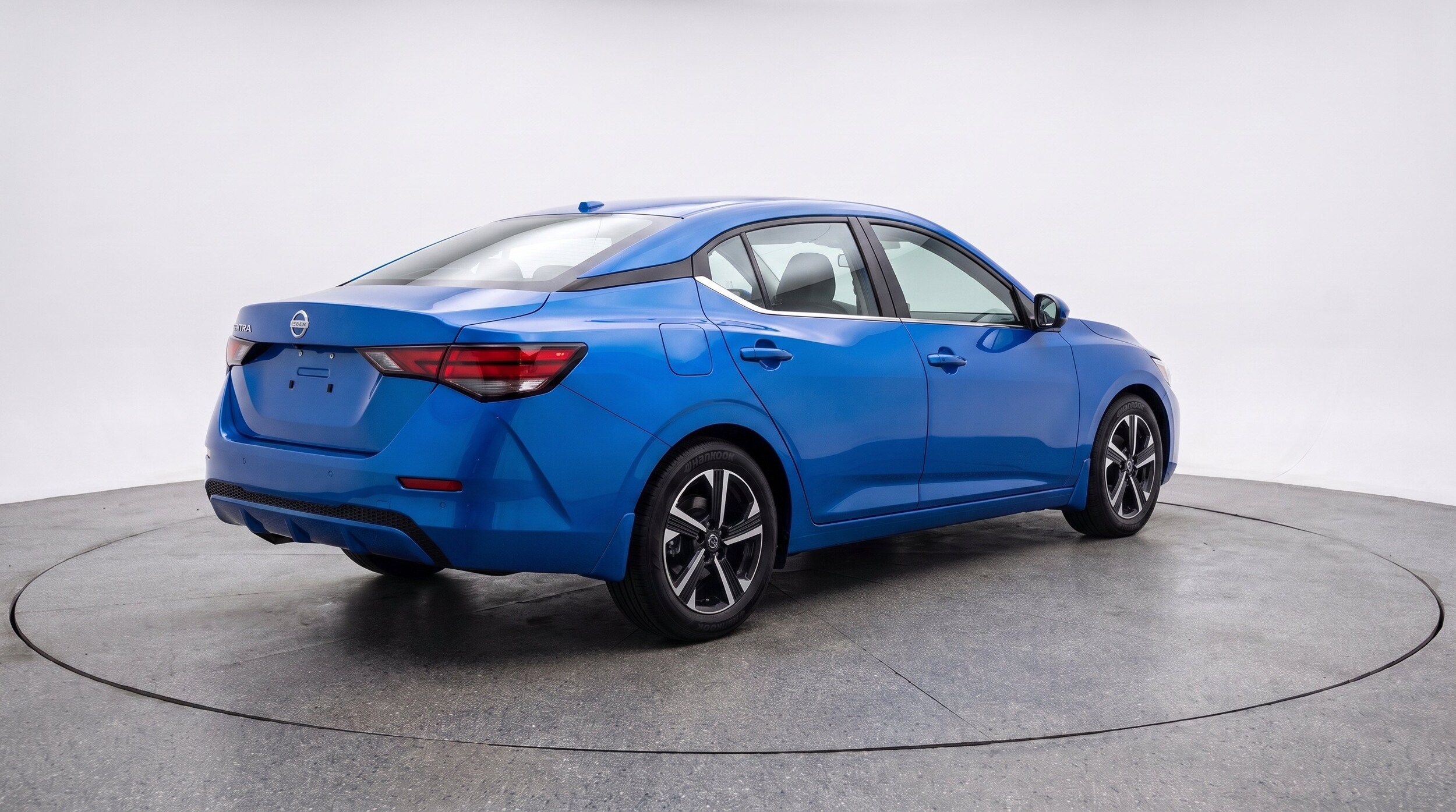 Thumbnail: 2025 Nissan Sentra - 9