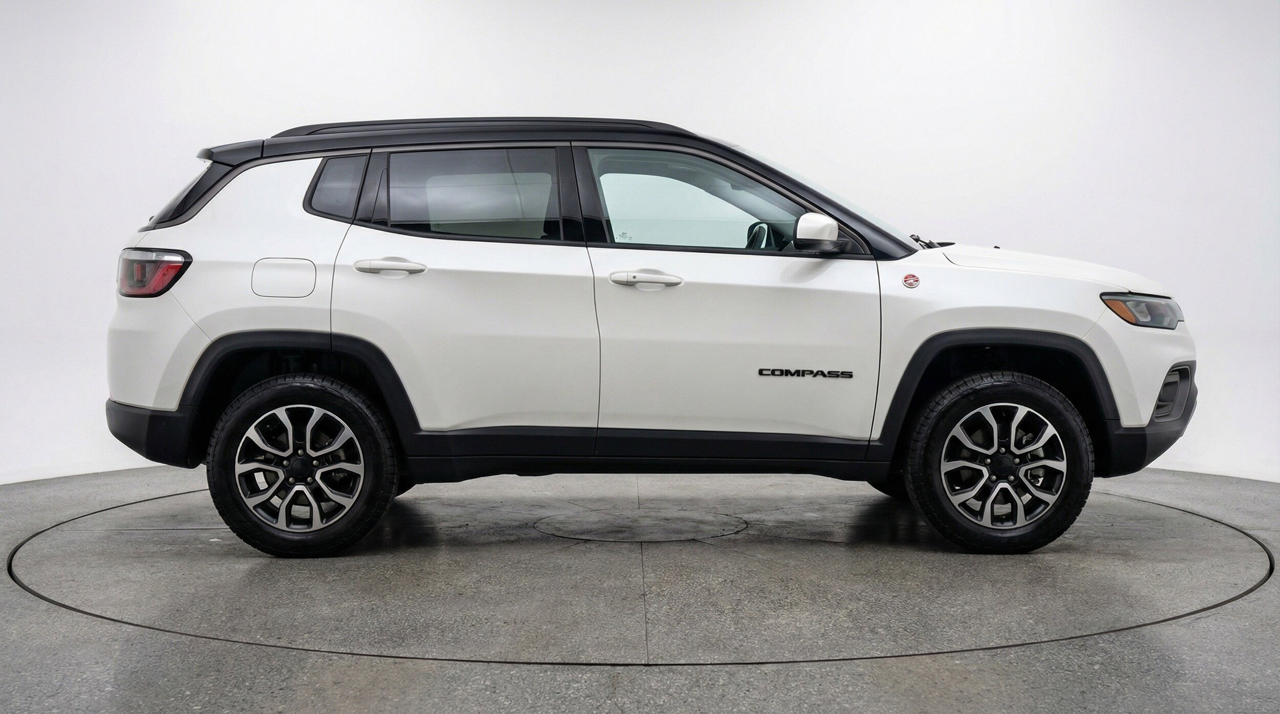Thumbnail: 2025 Jeep Compass - 11