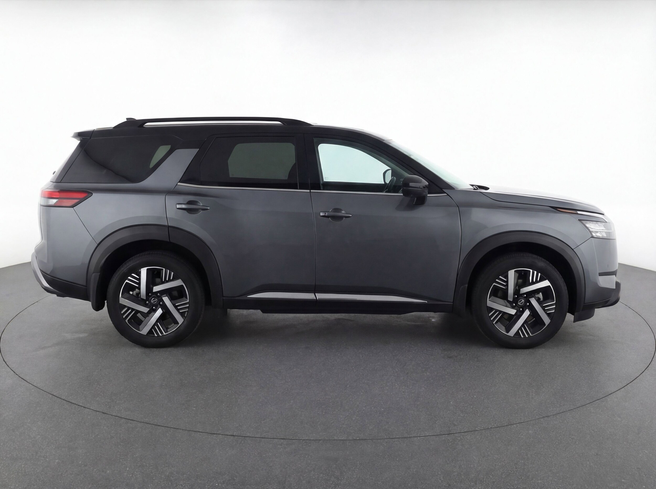 Thumbnail: 2025 Nissan Kicks - 11