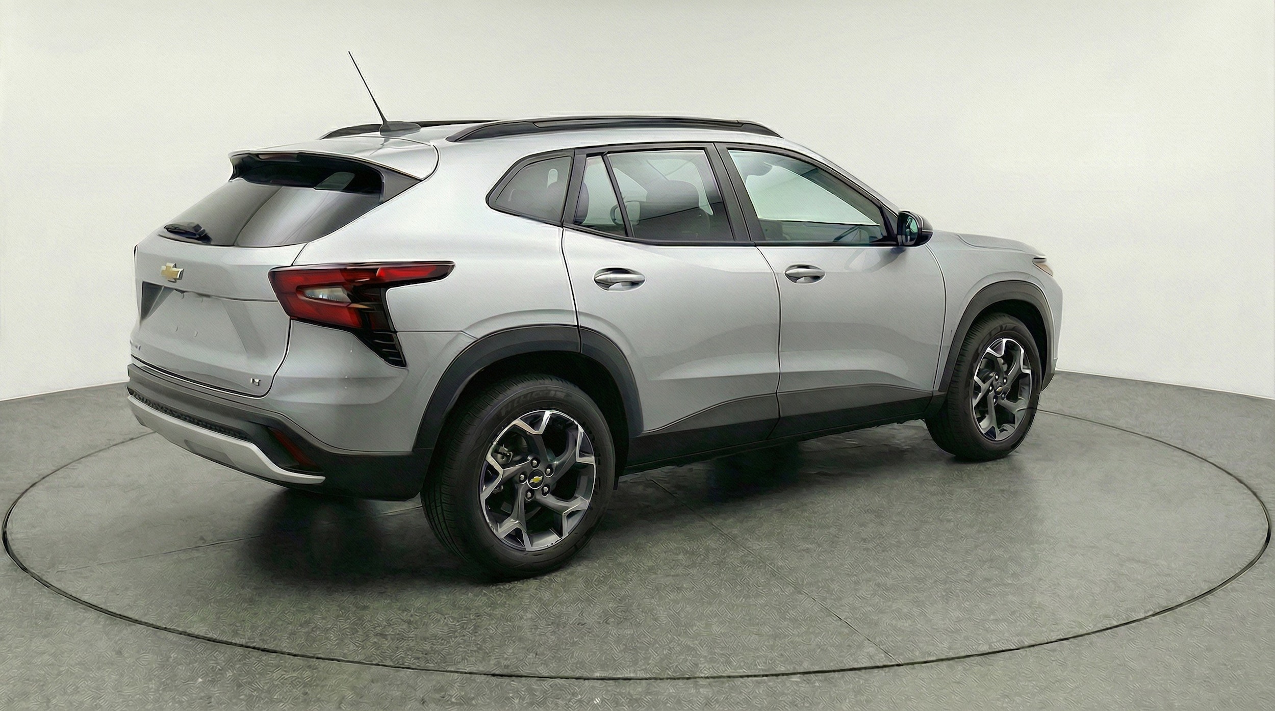 Thumbnail: 2025 Chevrolet Trax - 9