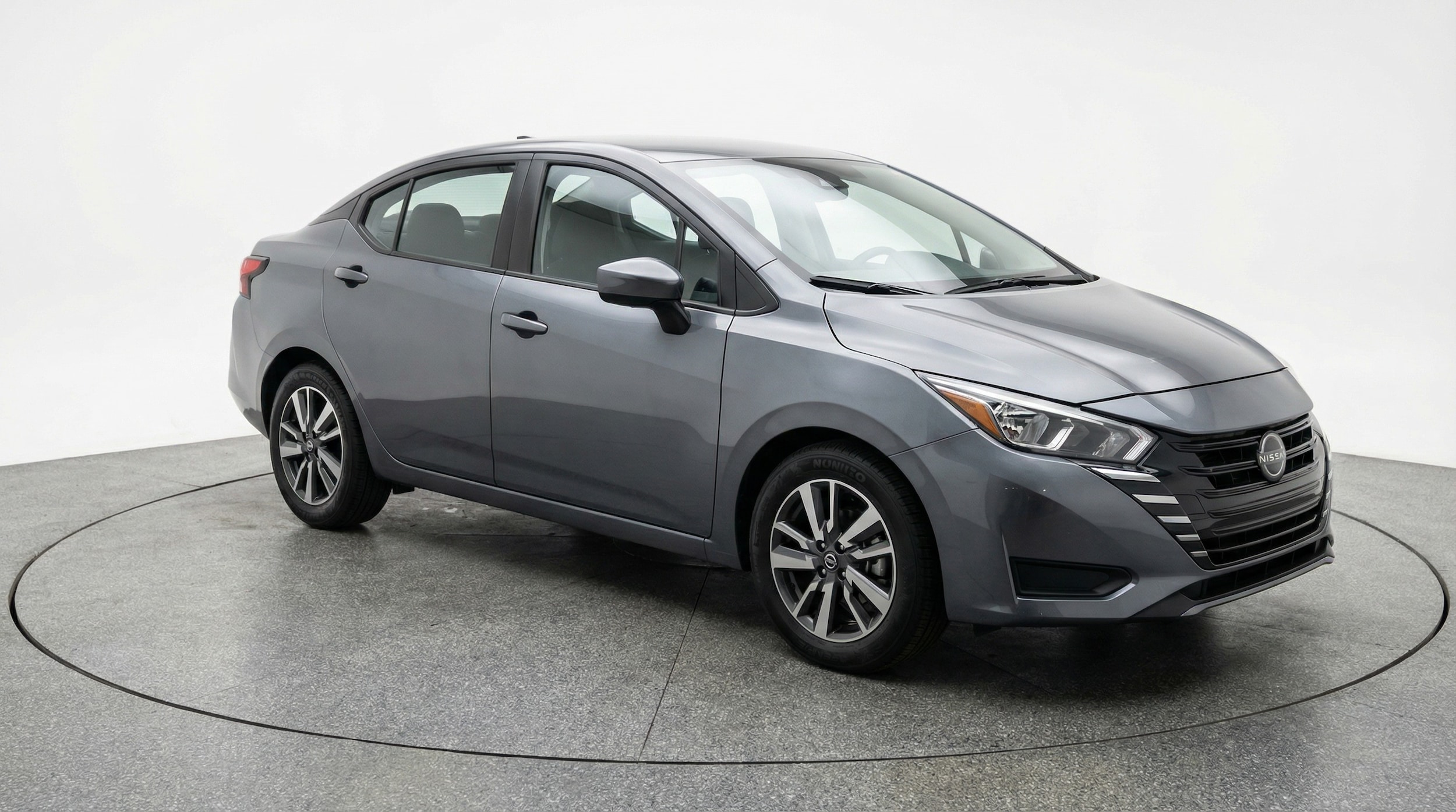 2025 Nissan Versa SV FWD