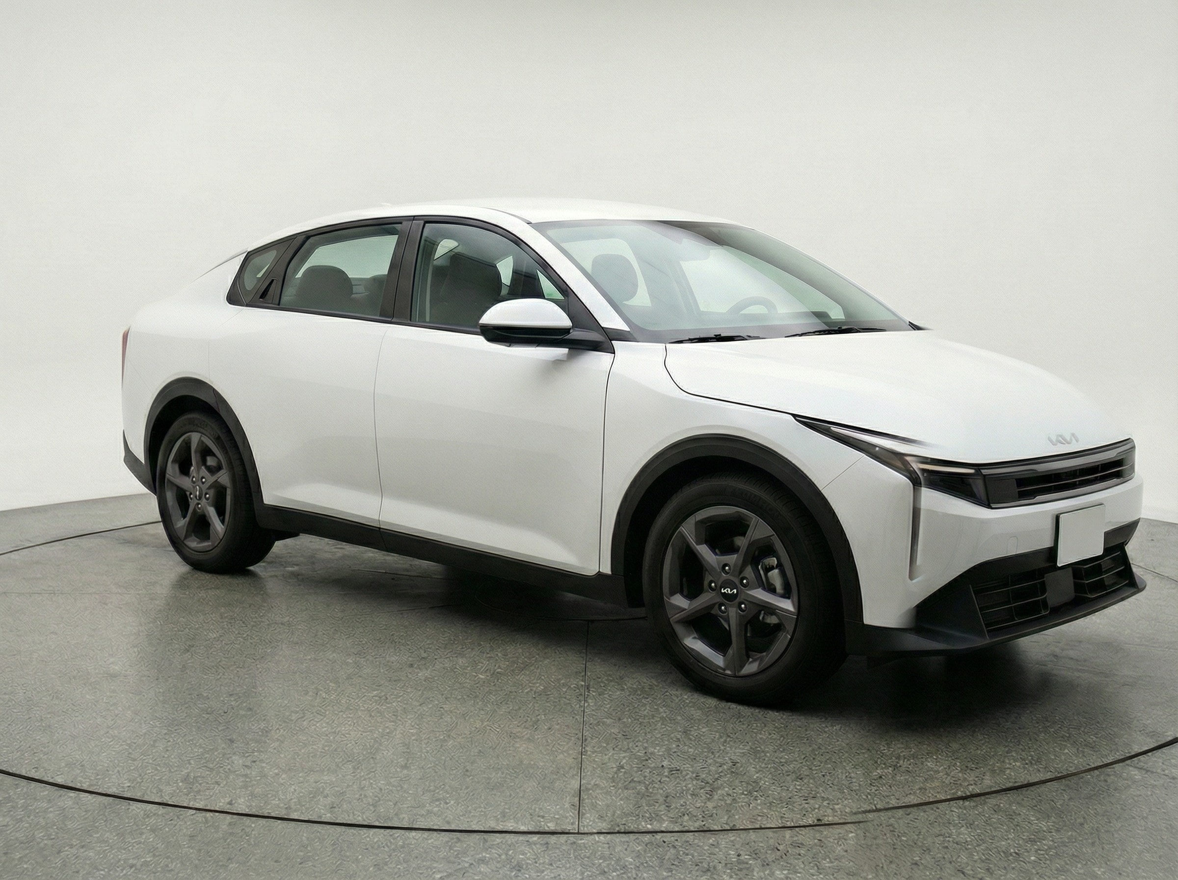 Thumbnail: 2025 Kia K4 - 1