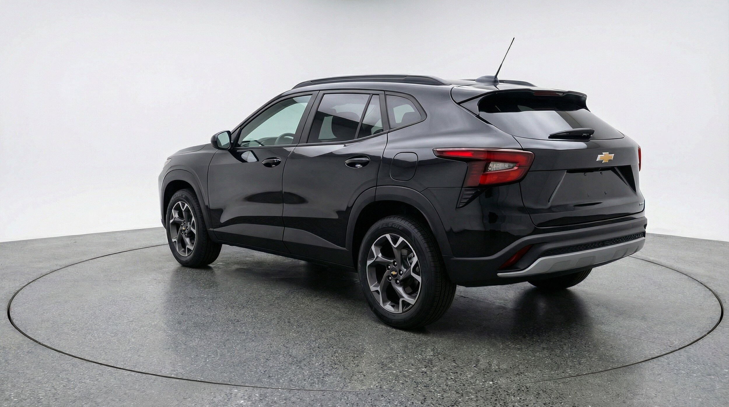 Thumbnail: 2025 Chevrolet Trax - 6