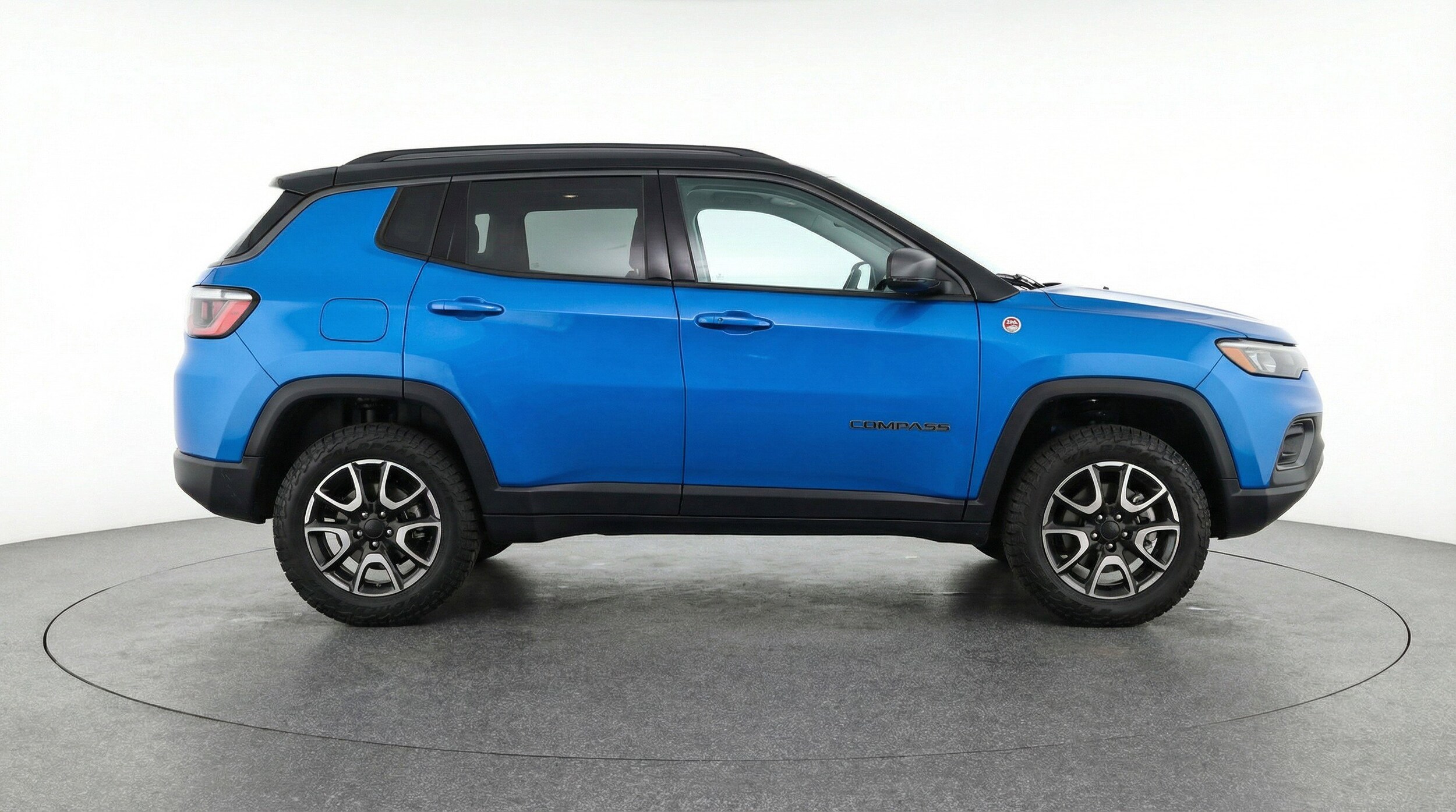 Thumbnail: 2025 Jeep Compass - 11