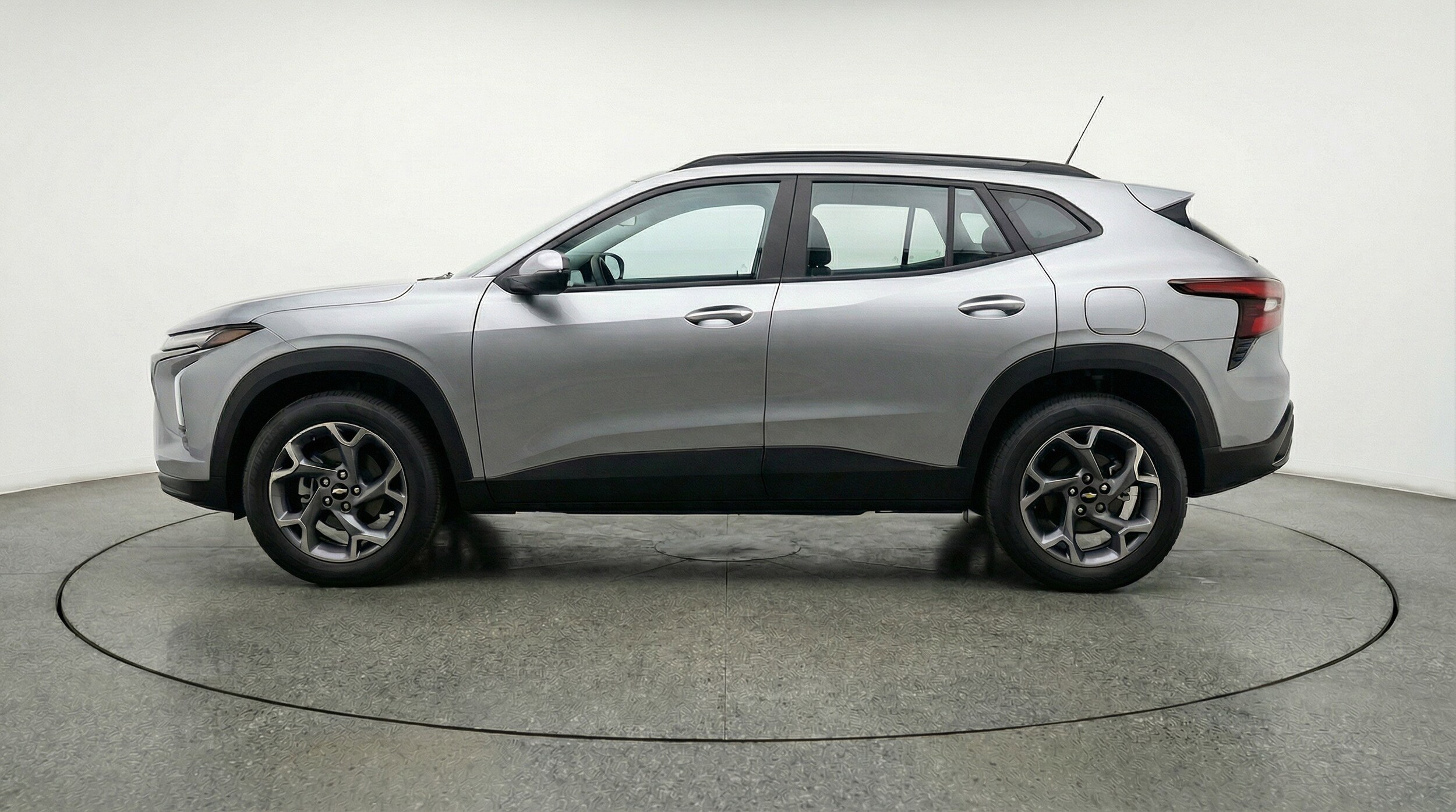 Thumbnail: 2025 Chevrolet Trax - 5