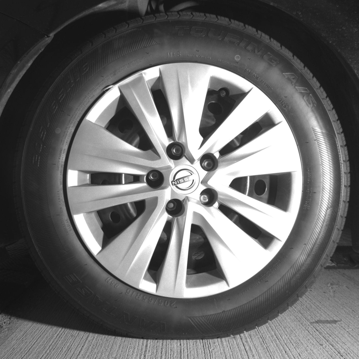 Thumbnail: 2025 Nissan Sentra - 9