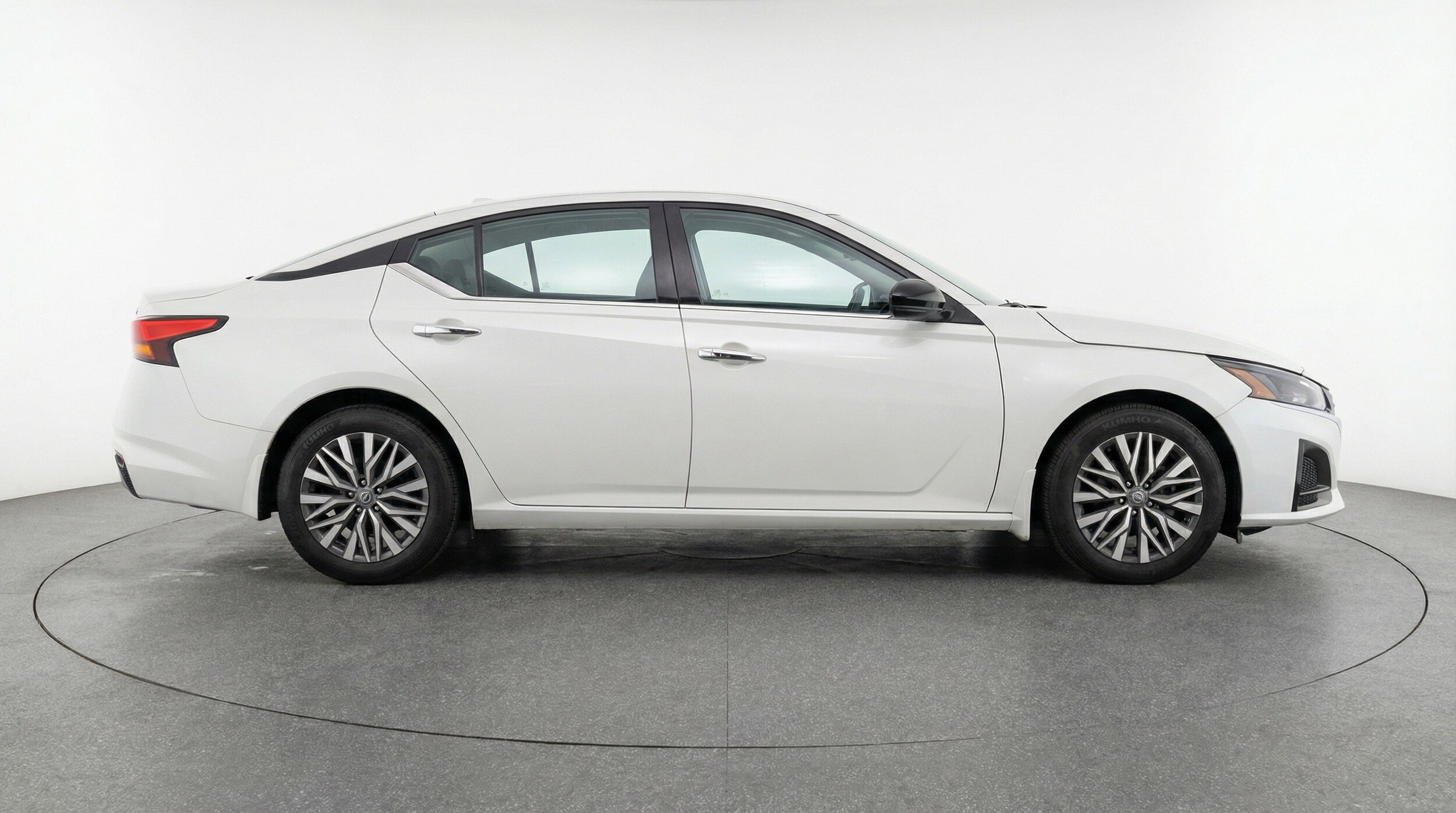 Thumbnail: 2025 Nissan Altima - 11