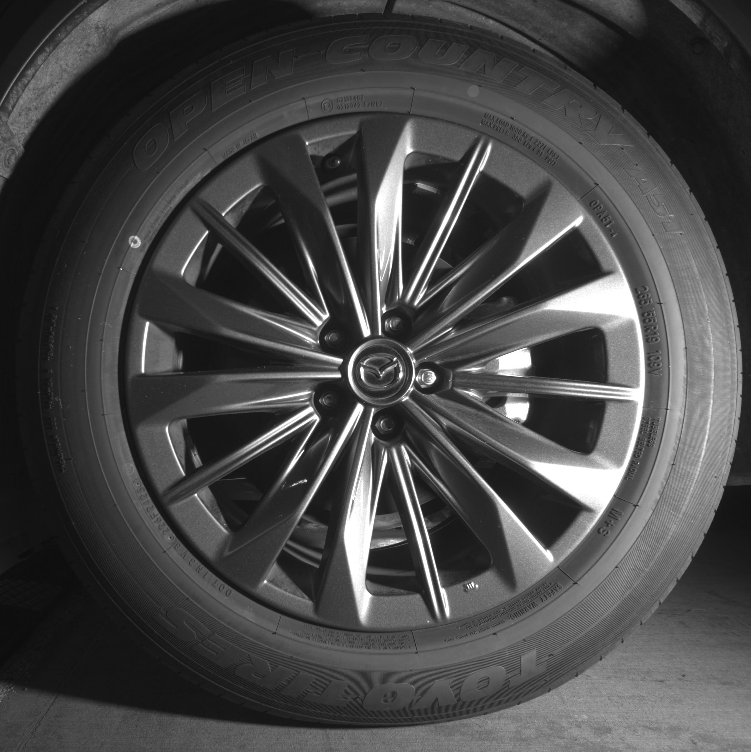 Thumbnail: 2025 Mazda CX-70 - 9