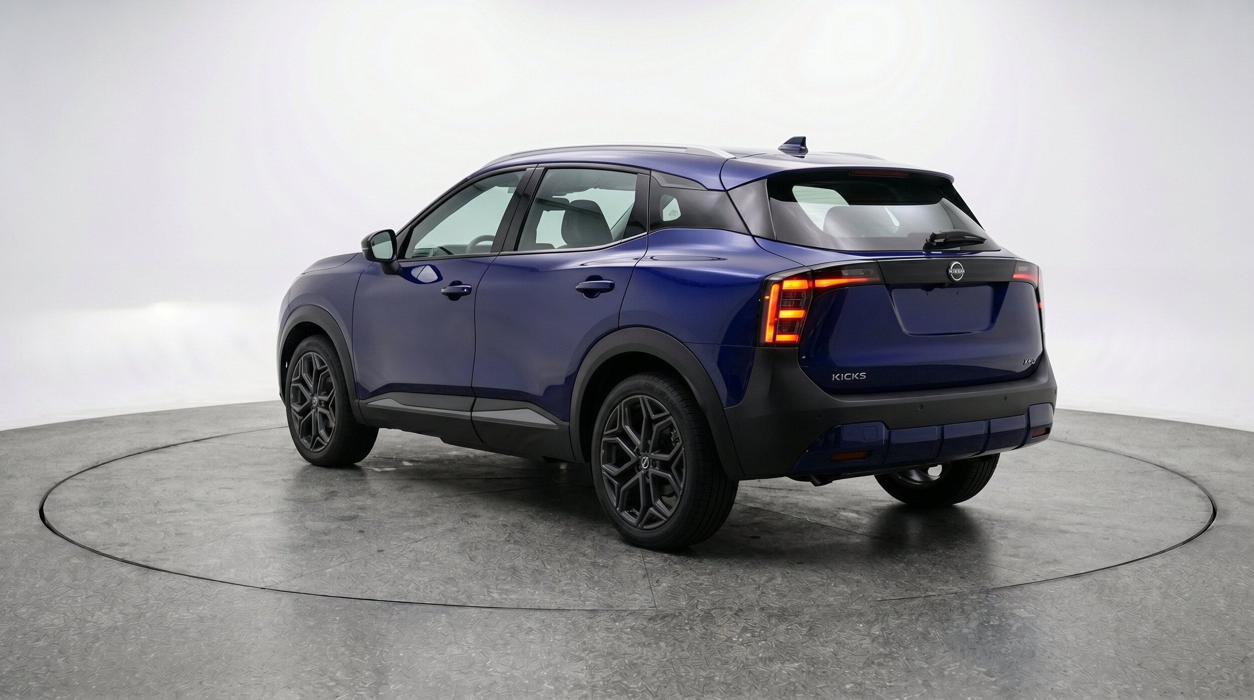 Thumbnail: 2026 Nissan Kicks - 6