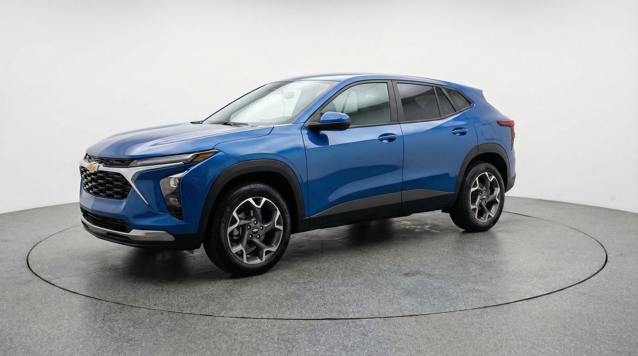 Thumbnail: 2025 Chevrolet Trax - 3