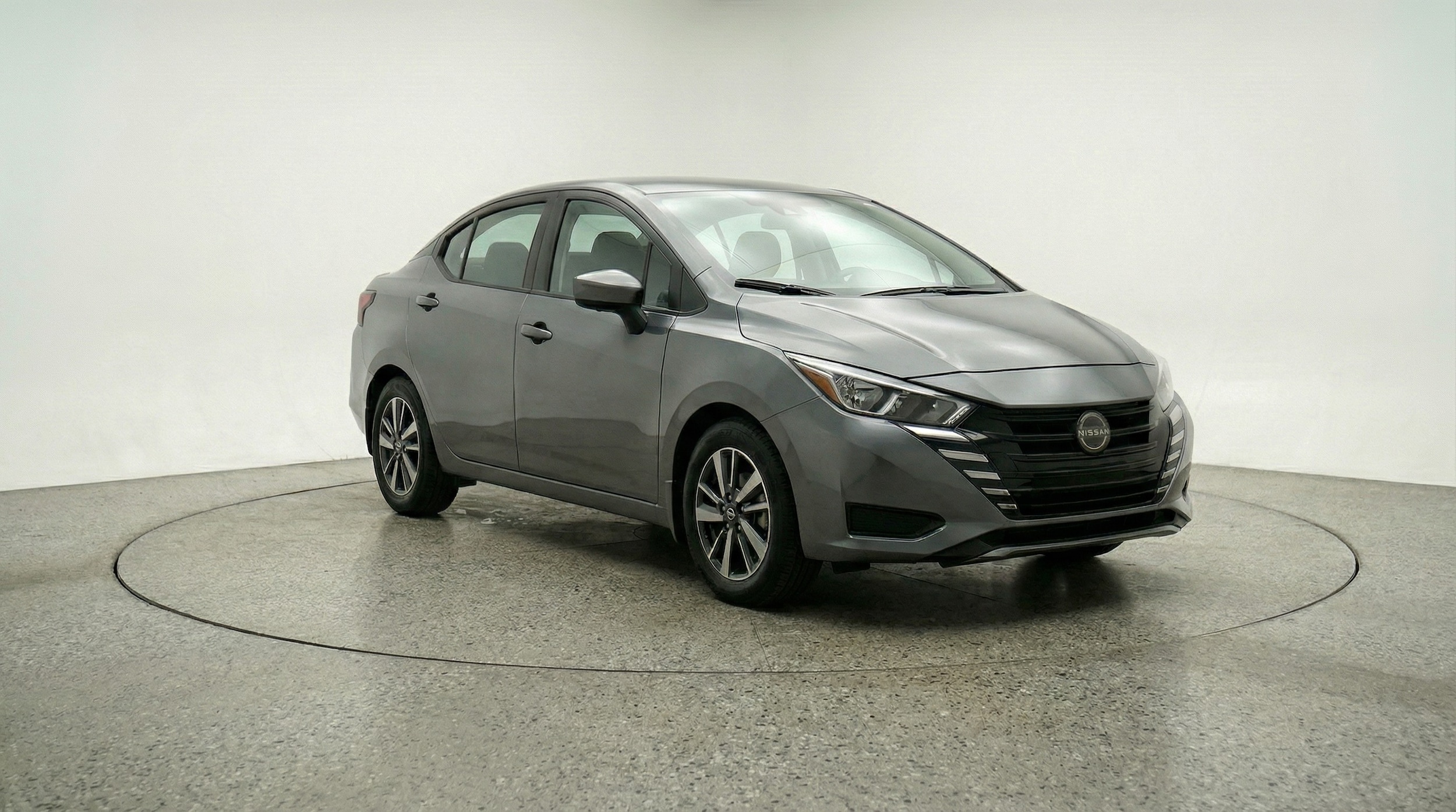 2025 Nissan Versa SV FWD