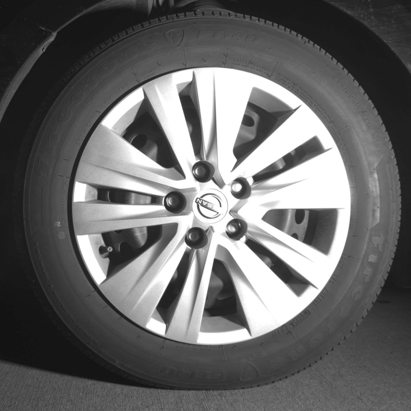 Thumbnail: 2025 Nissan Sentra - 9