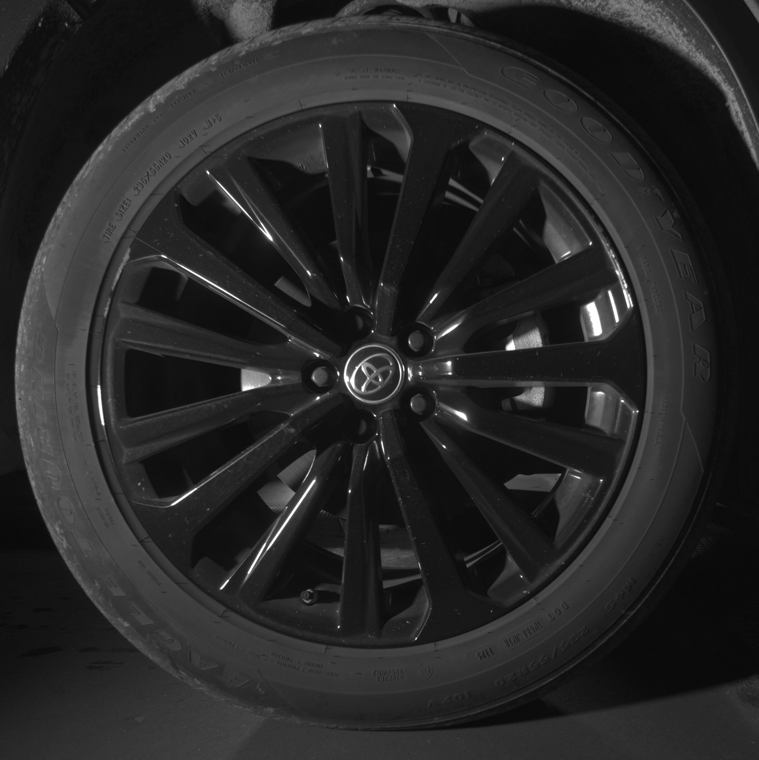 Thumbnail: 2025 Toyota Highlander - 13