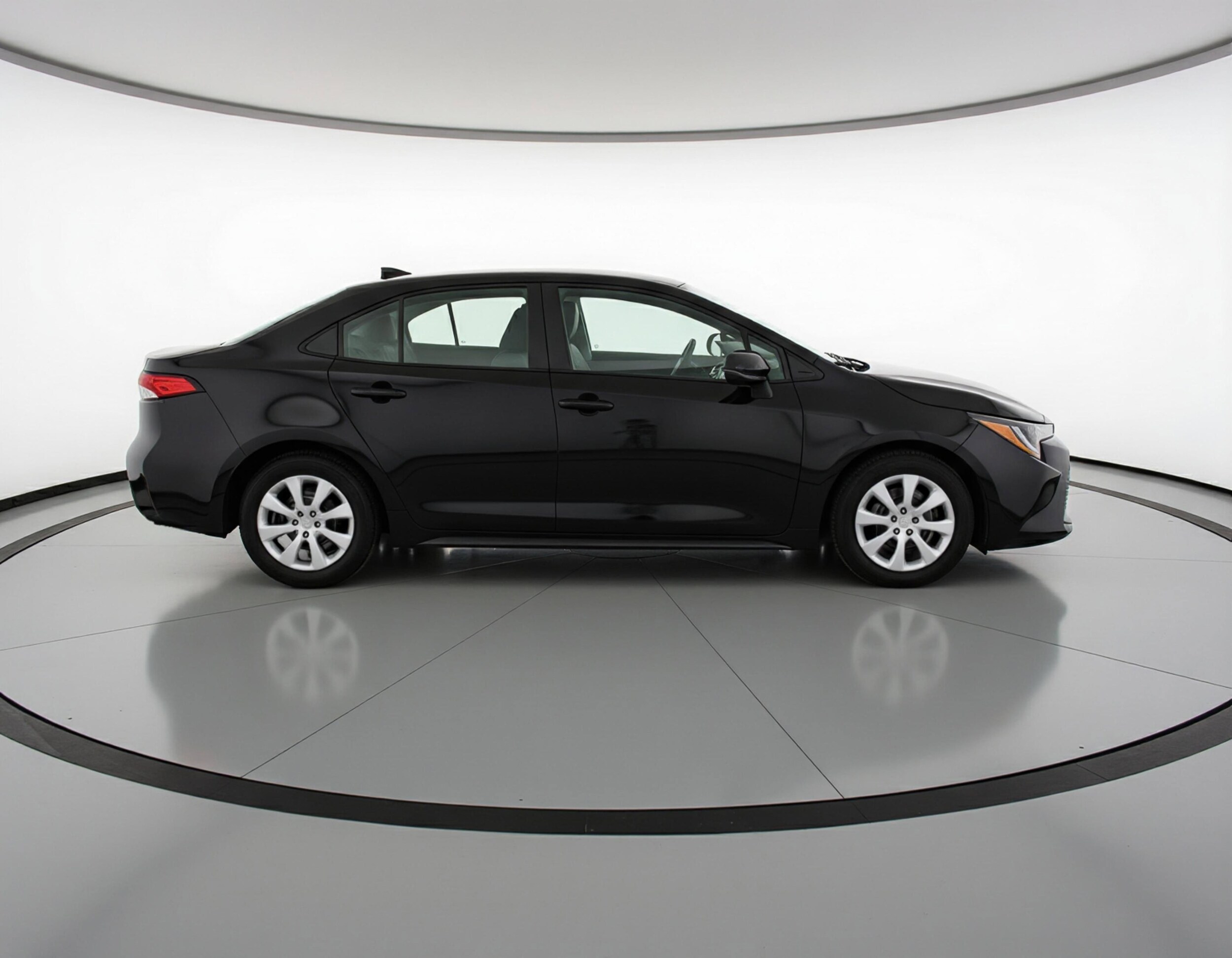 Thumbnail: 2025 Toyota Corolla - 11