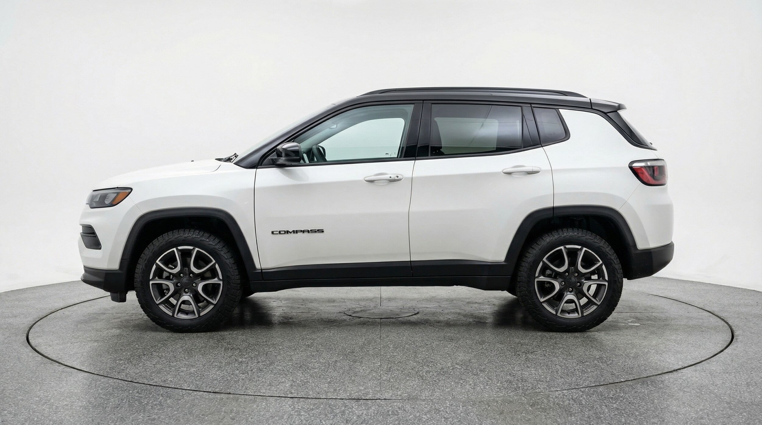 Thumbnail: 2025 Jeep Compass - 4