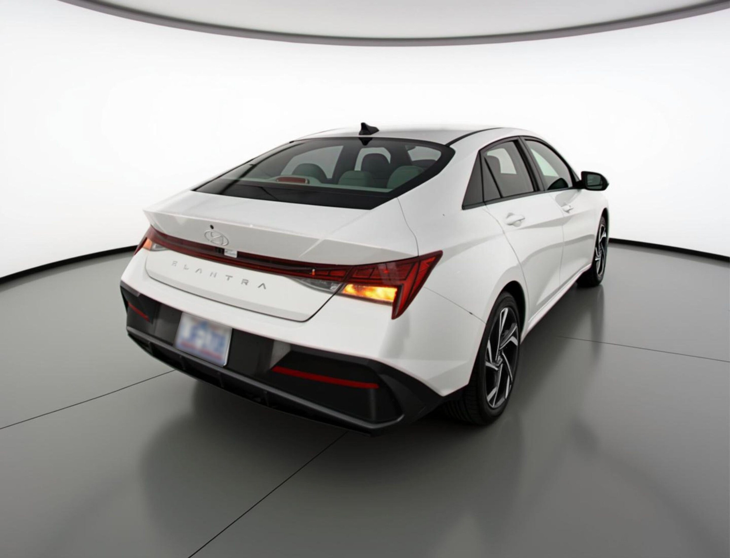 Thumbnail: 2025 Hyundai Elantra - 9