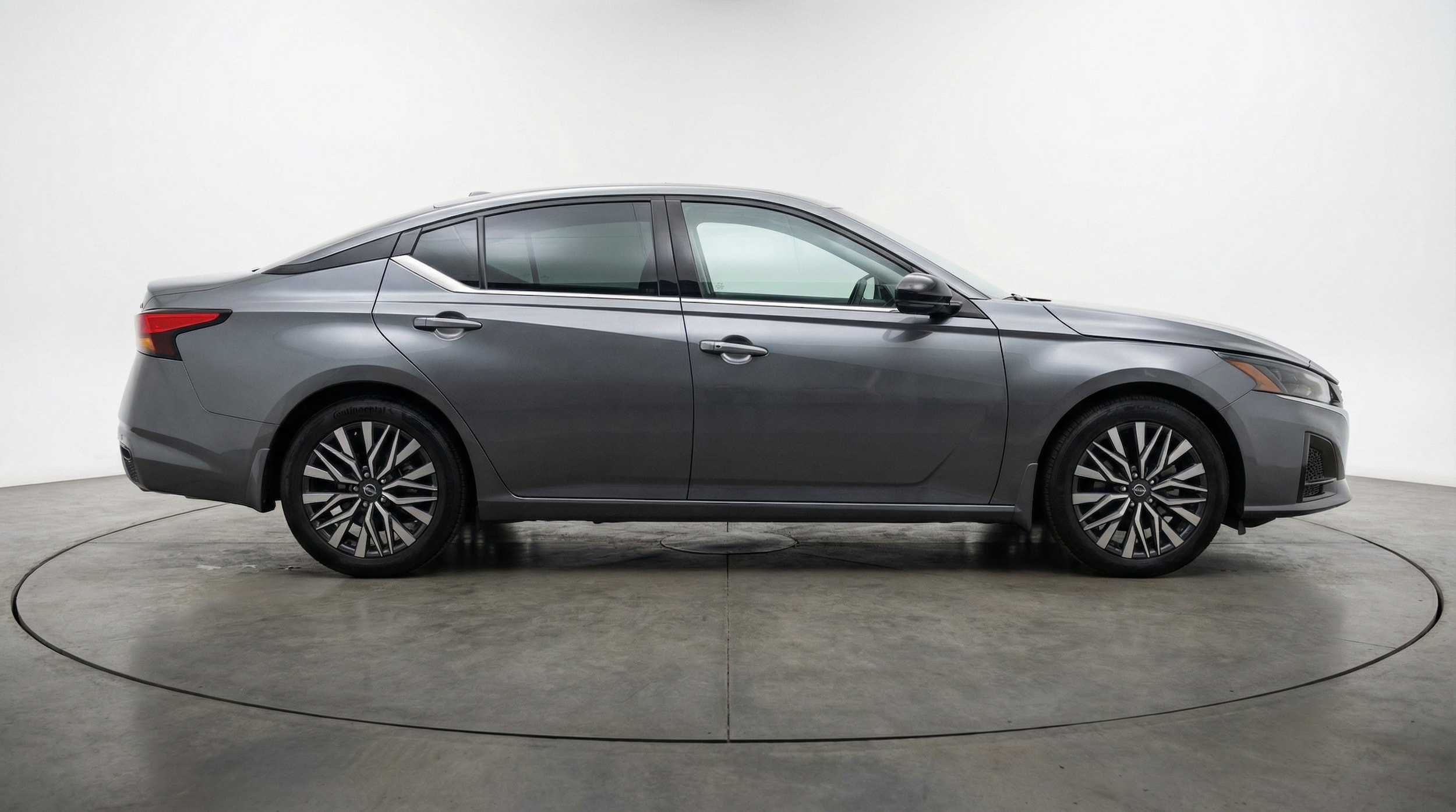 Thumbnail: 2025 Nissan Altima - 8