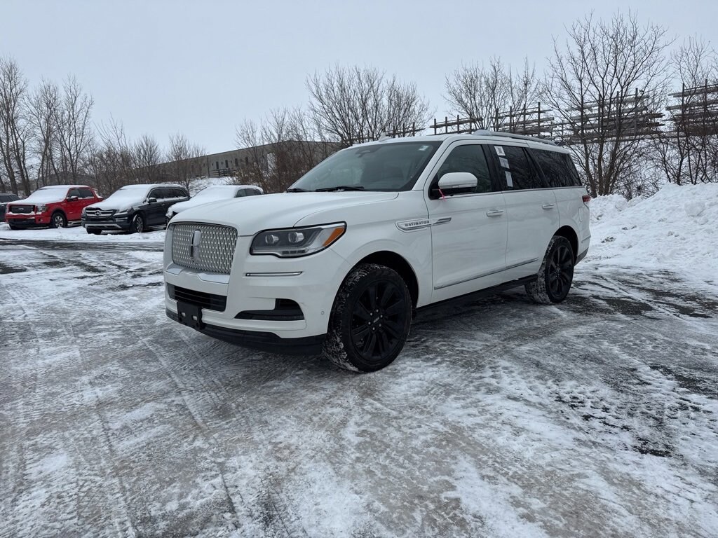 Used 2024 Lincoln Navigator Reserve