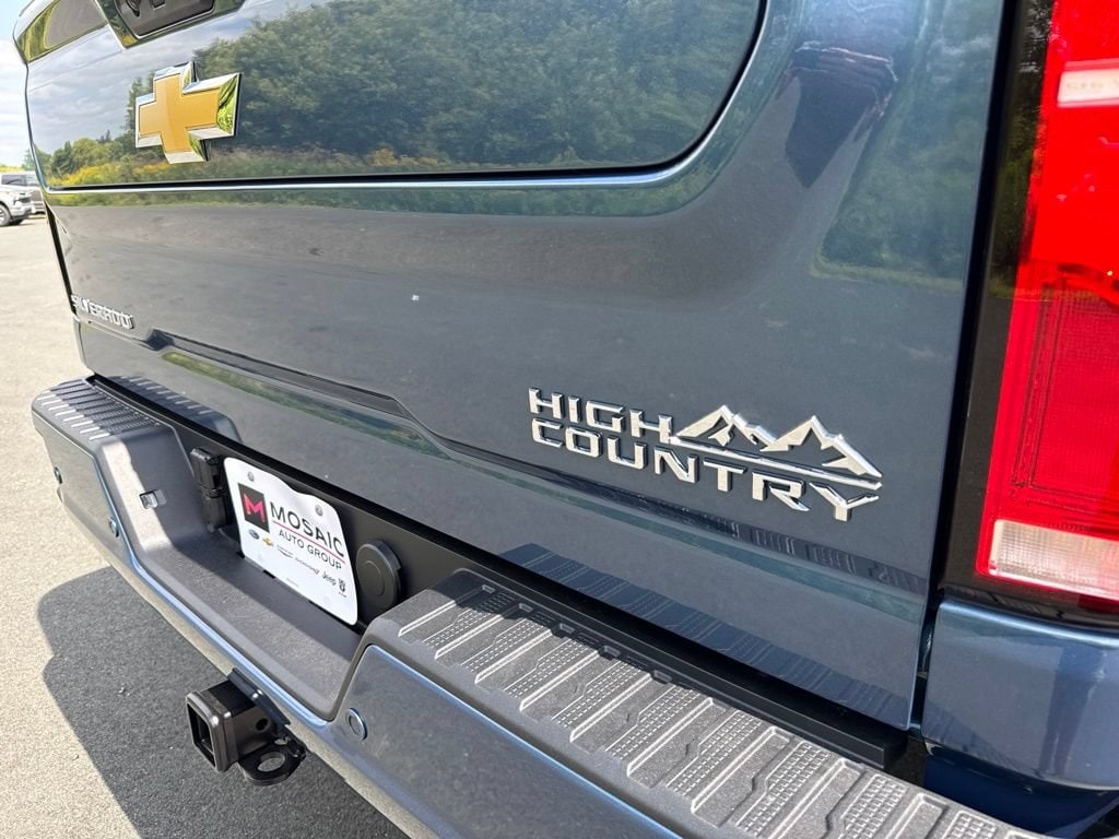 2026 Chevrolet Silverado 3500HD High Country - Photo 21