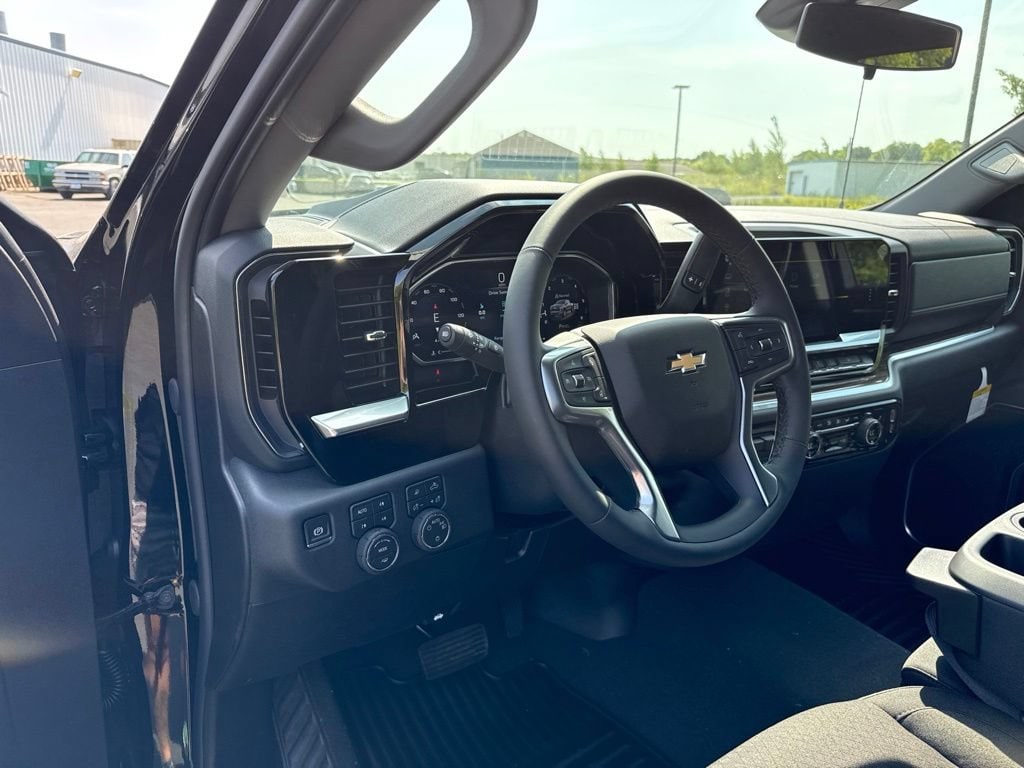 2026 Chevrolet Silverado 1500 LT - Photo 25
