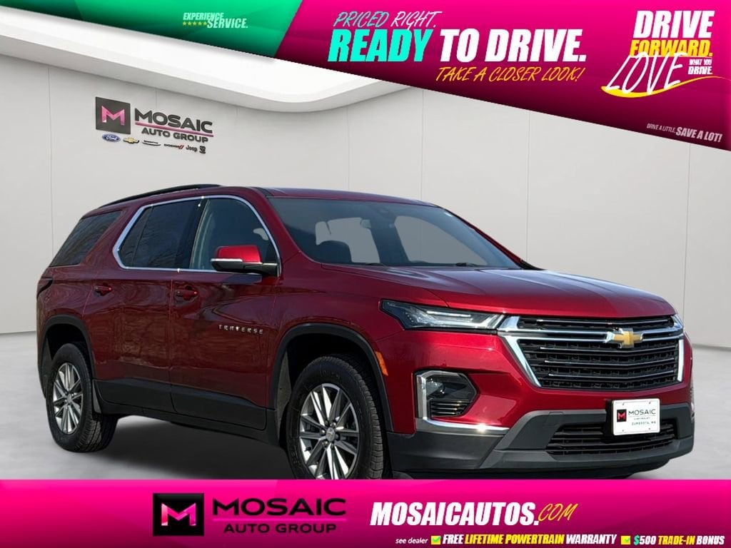 Used 2023 Chevrolet Traverse LT Cloth SUV