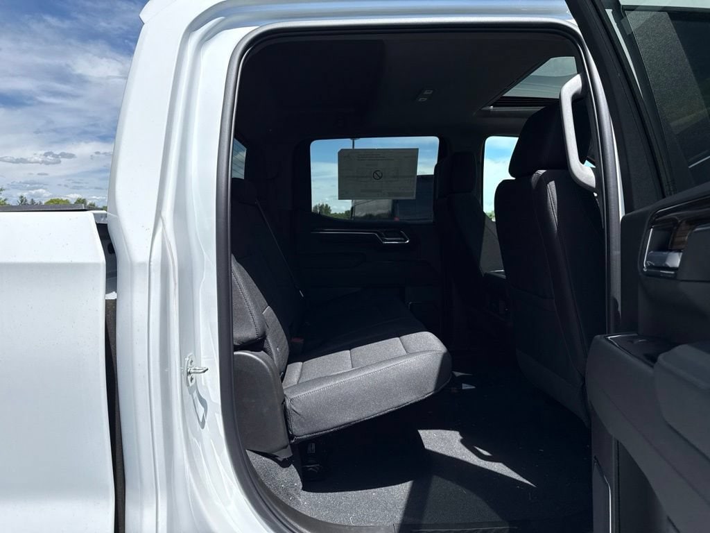 2026 Chevrolet Silverado 1500 RST - Photo 12