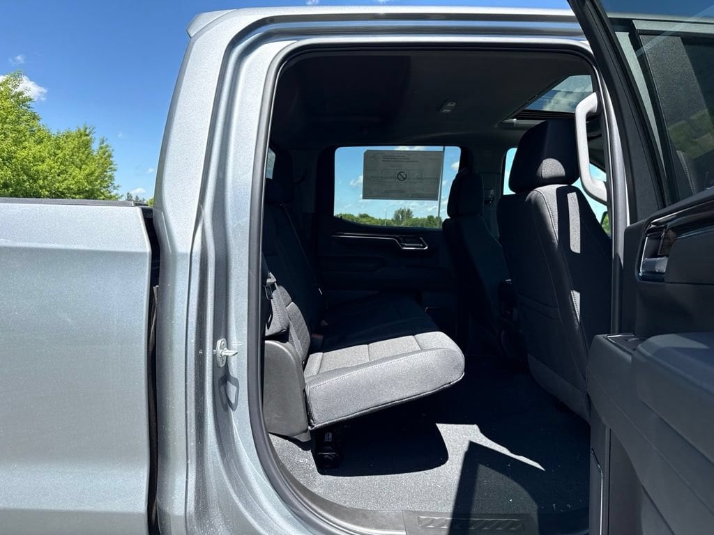 2026 Chevrolet Silverado 1500 RST - Photo 11