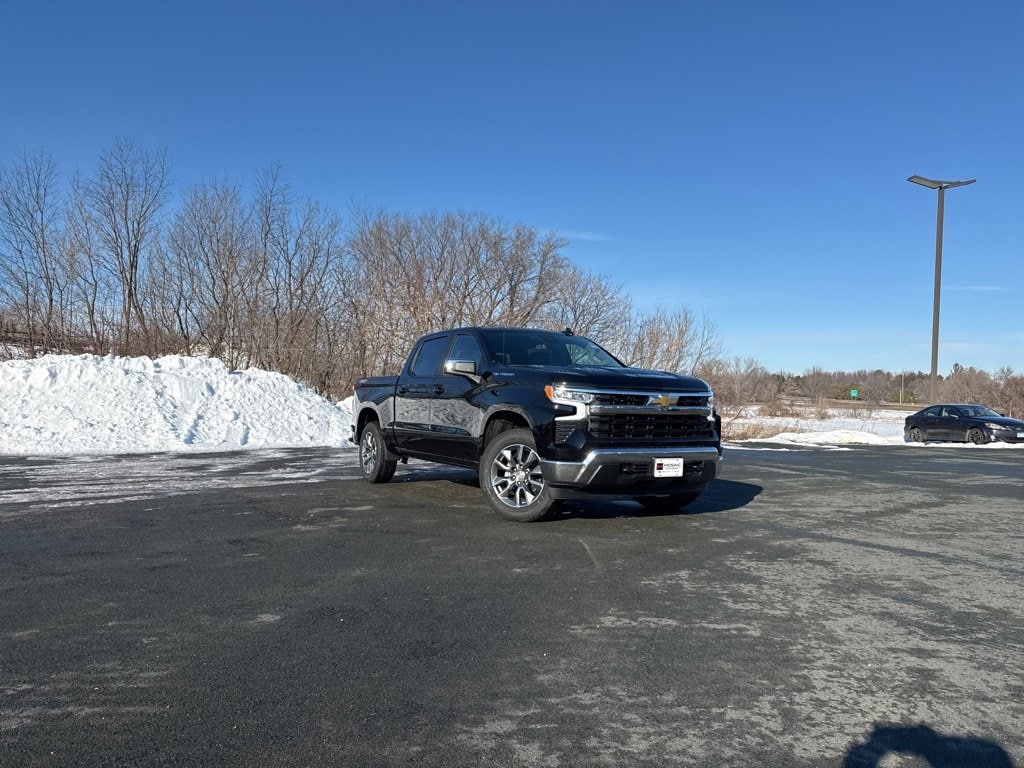 2026 Chevrolet Silverado 1500 LT's photo