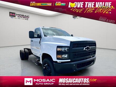 2024 Chevrolet Silverado 6500 HD Work Truck Truck