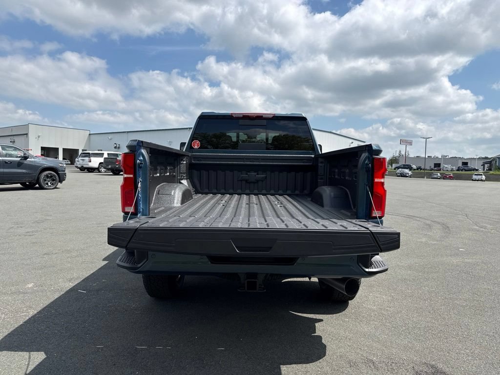 2026 Chevrolet Silverado 3500HD High Country - Photo 22