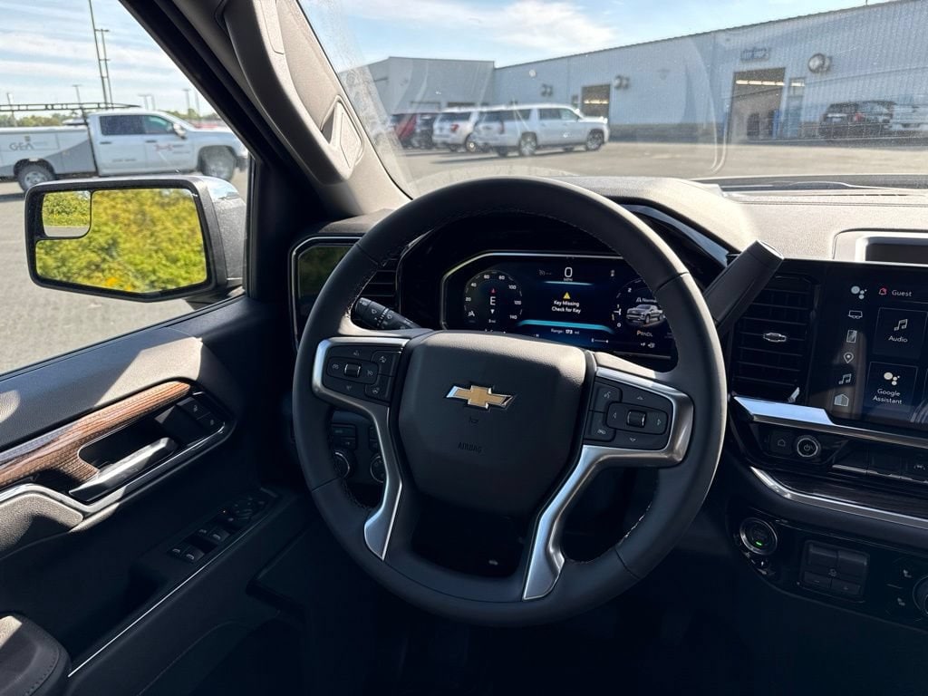 2026 Chevrolet Silverado 1500 LT - Photo 15