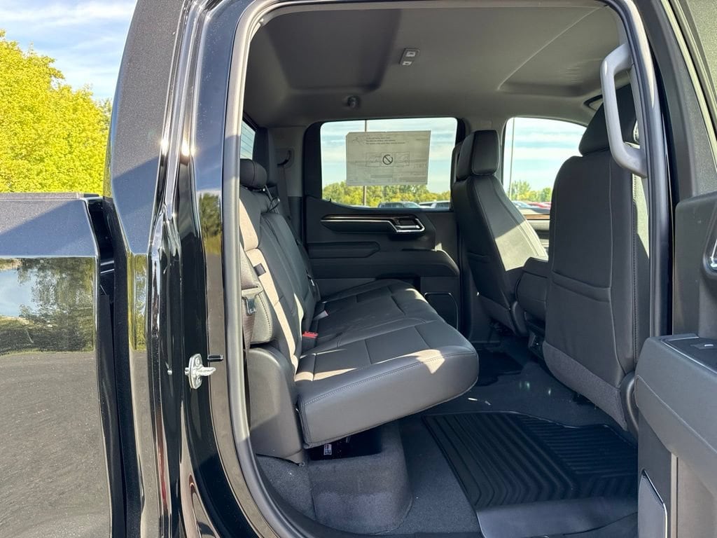 2026 Chevrolet Silverado 1500 LT - Photo 13