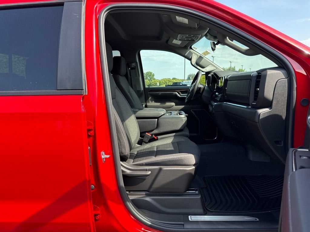 2026 Chevrolet Silverado 1500 LT - Photo 13