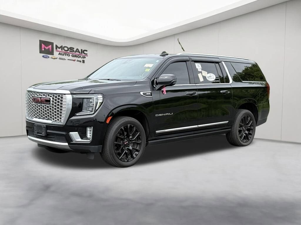 Used 2022 GMC Yukon XL Denali SUV